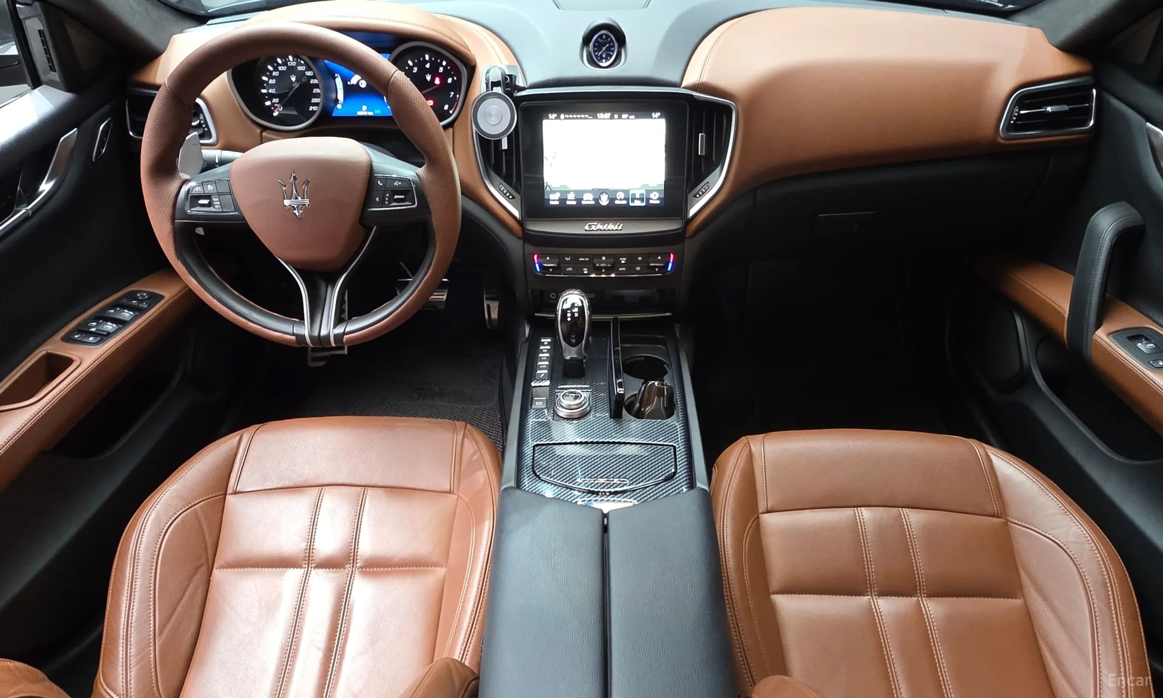 Maserati Ghibli превью 7