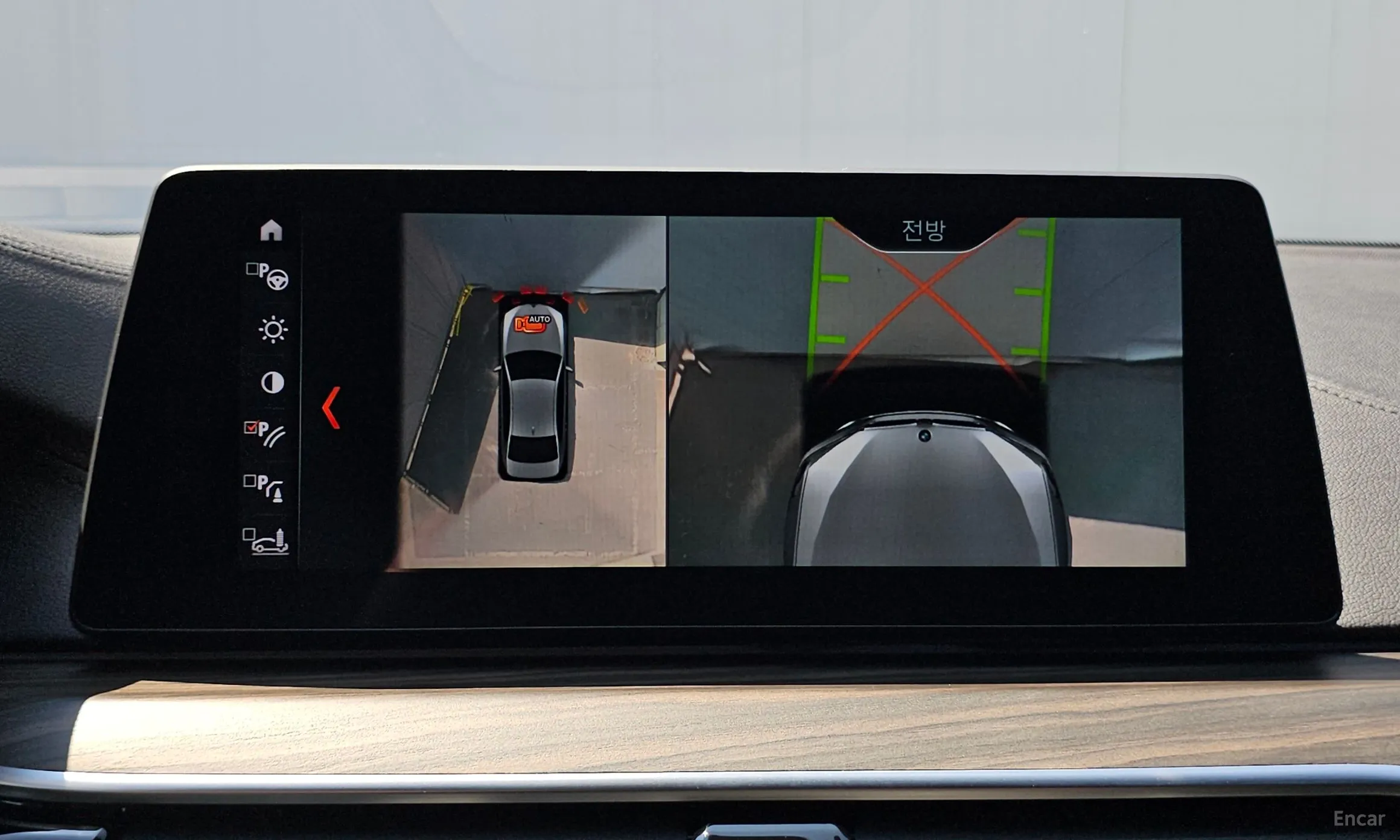 BMW 5 Series (G30) превью 16