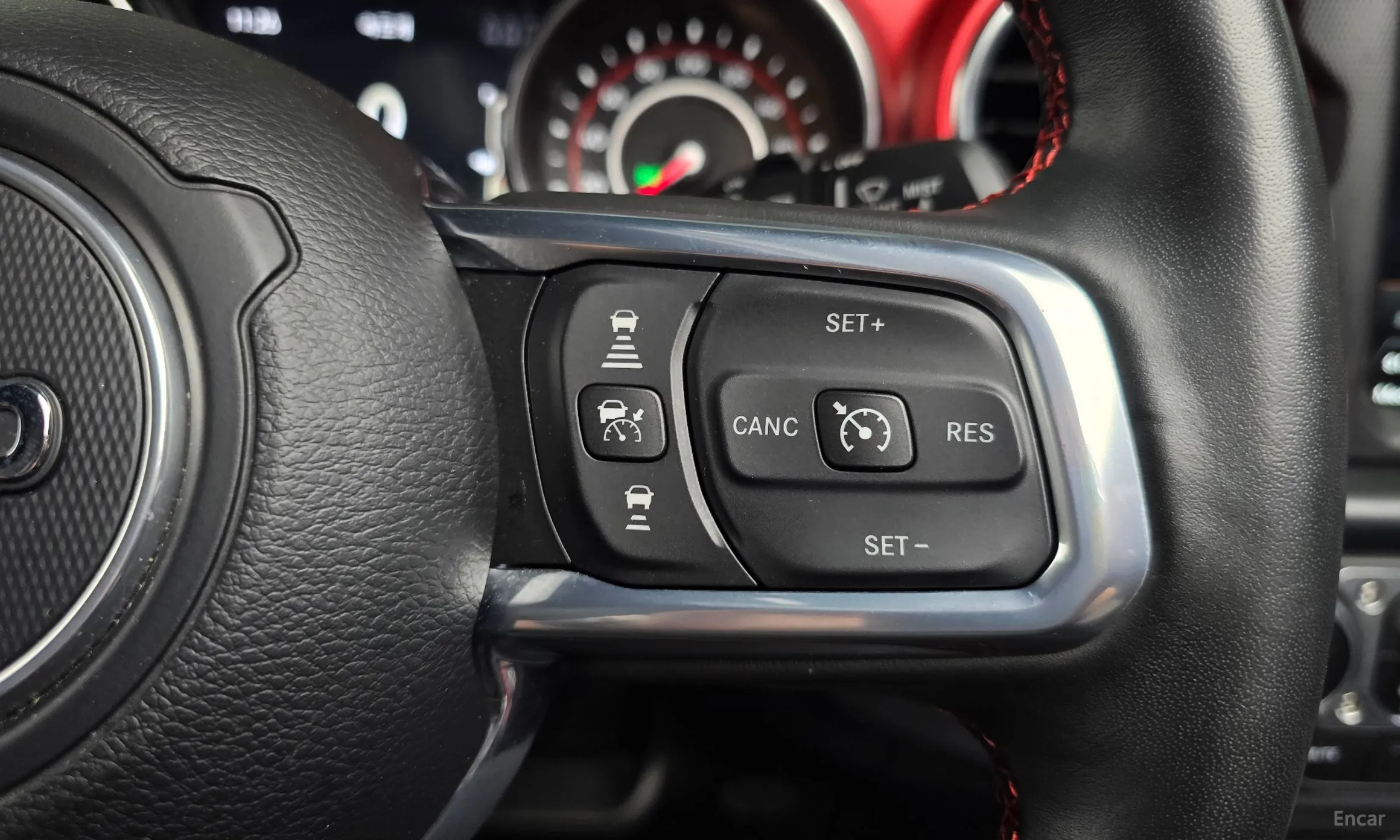 Jeep Wrangler (JL) превью 16