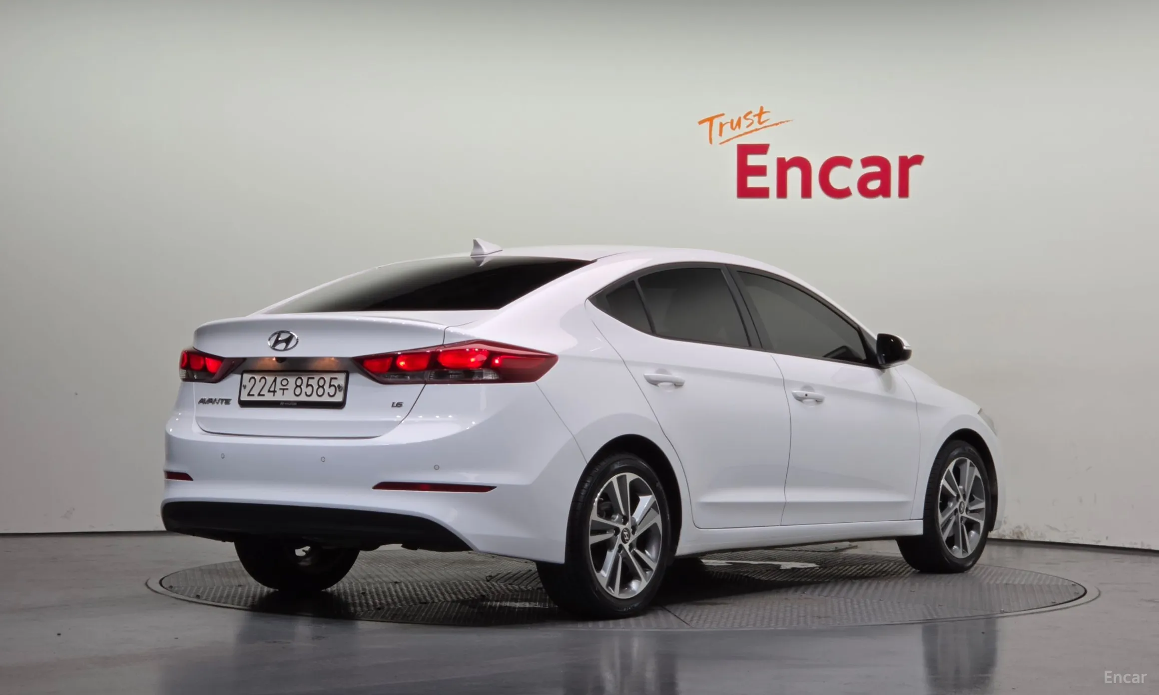 Hyundai Avante AD