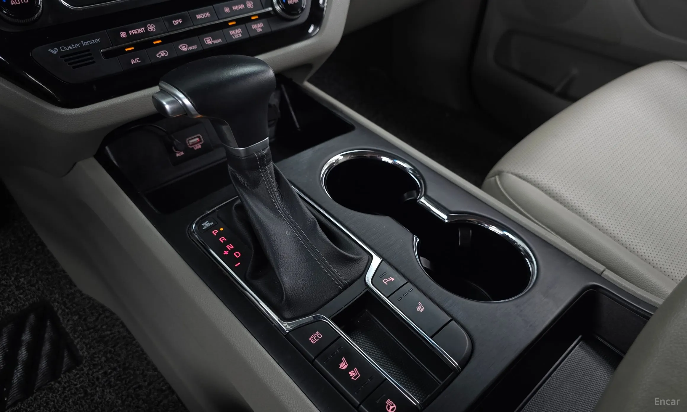 Kia Carnival превью 9