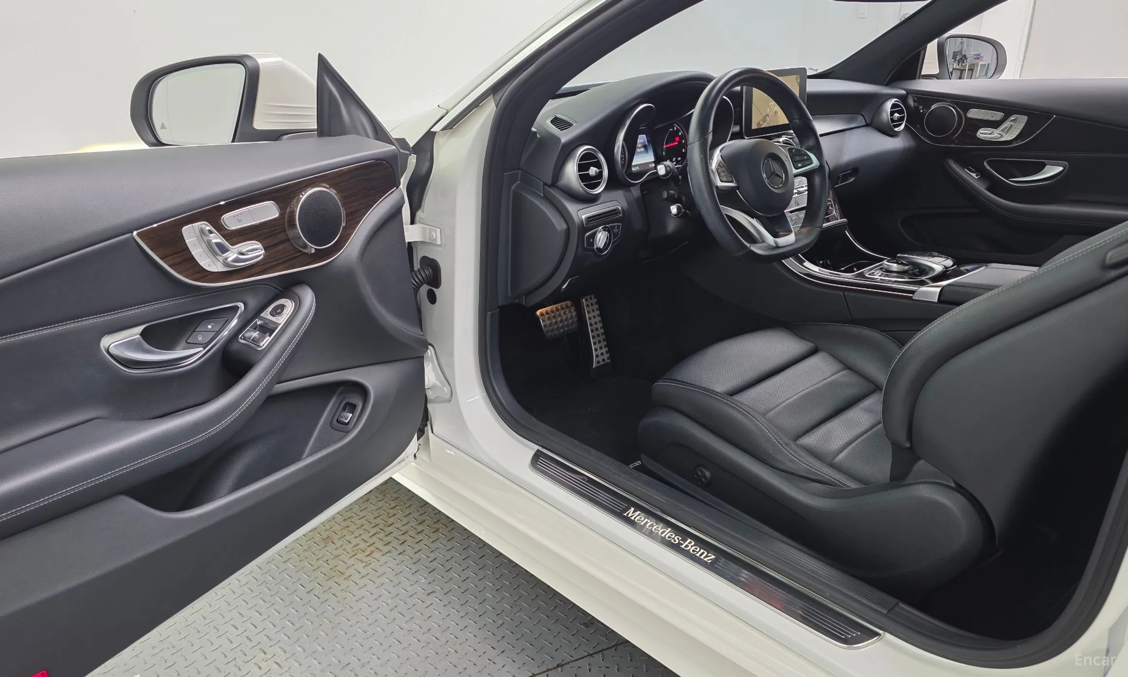 Mercedes Benz C-Class W205 превью 10