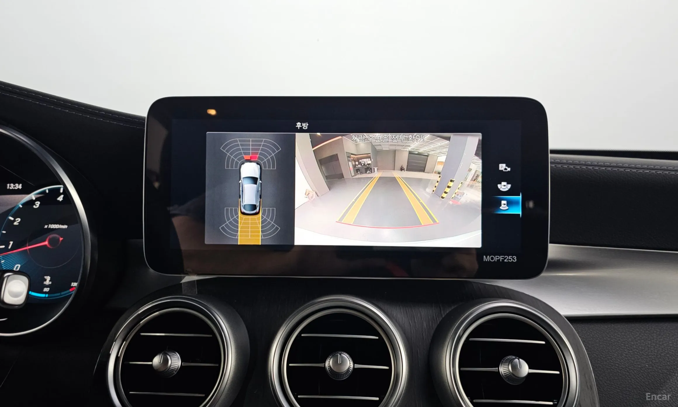 Mercedes Benz GLC-Class X253 превью 15
