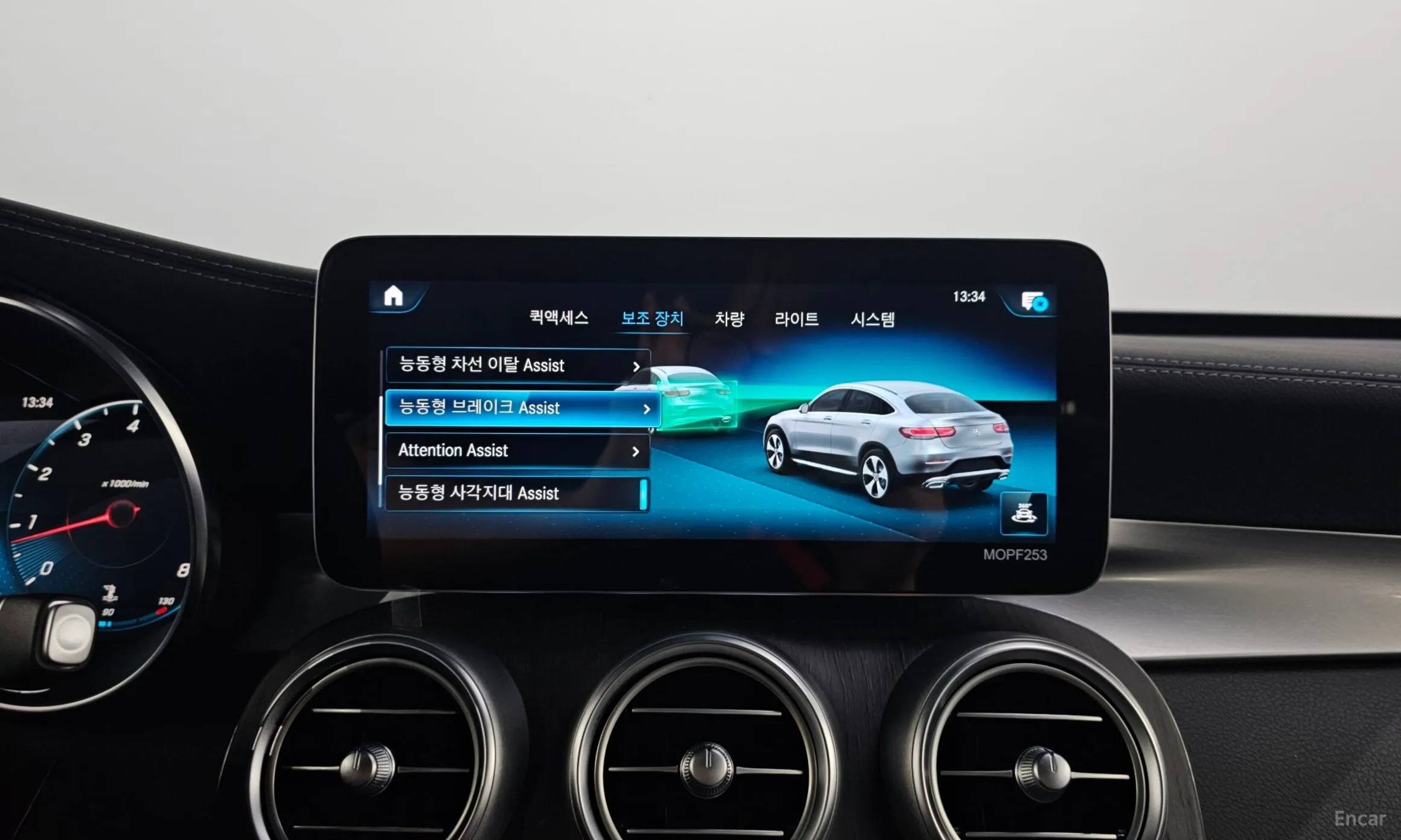 Mercedes Benz GLC-Class X253 превью 16