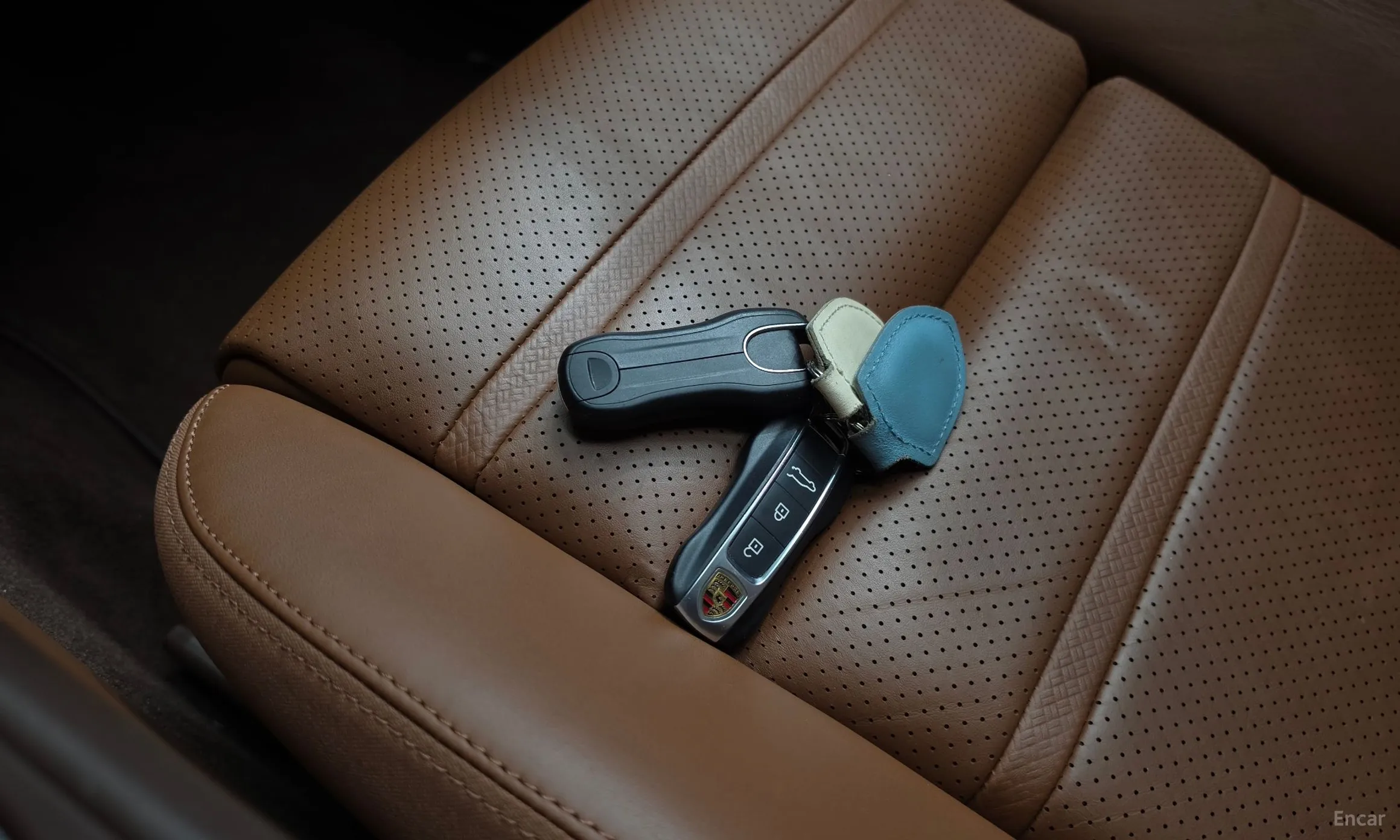 Porsche Cayenne (PO536) превью 15