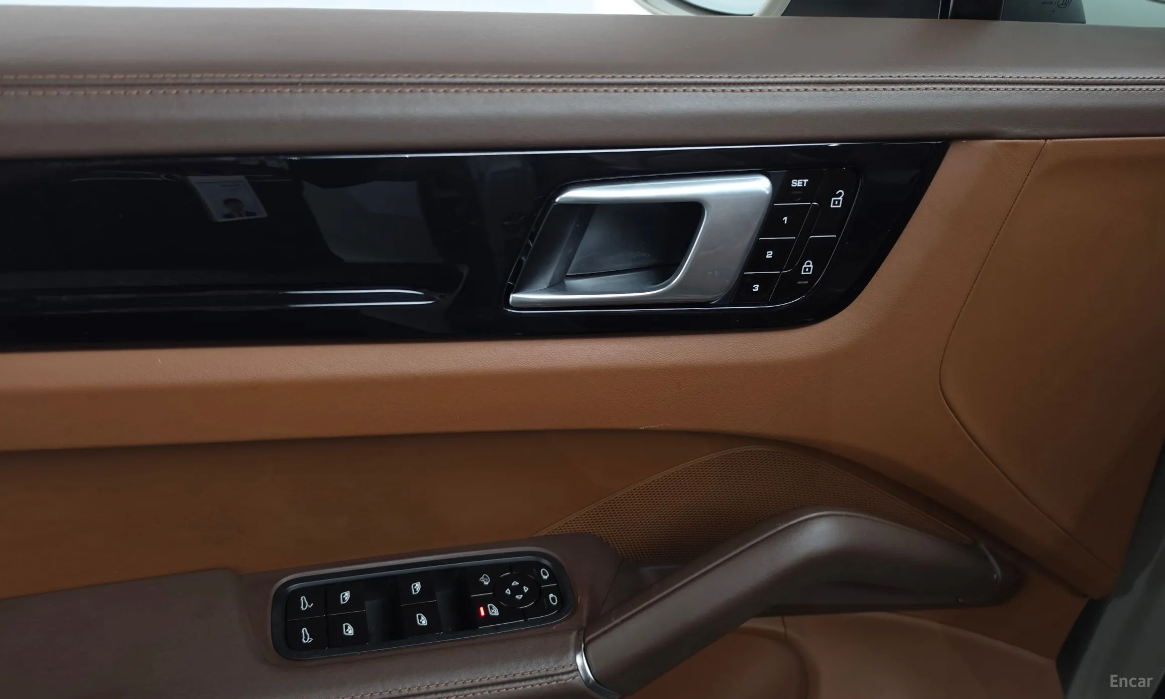 Porsche Cayenne (PO536) превью 19