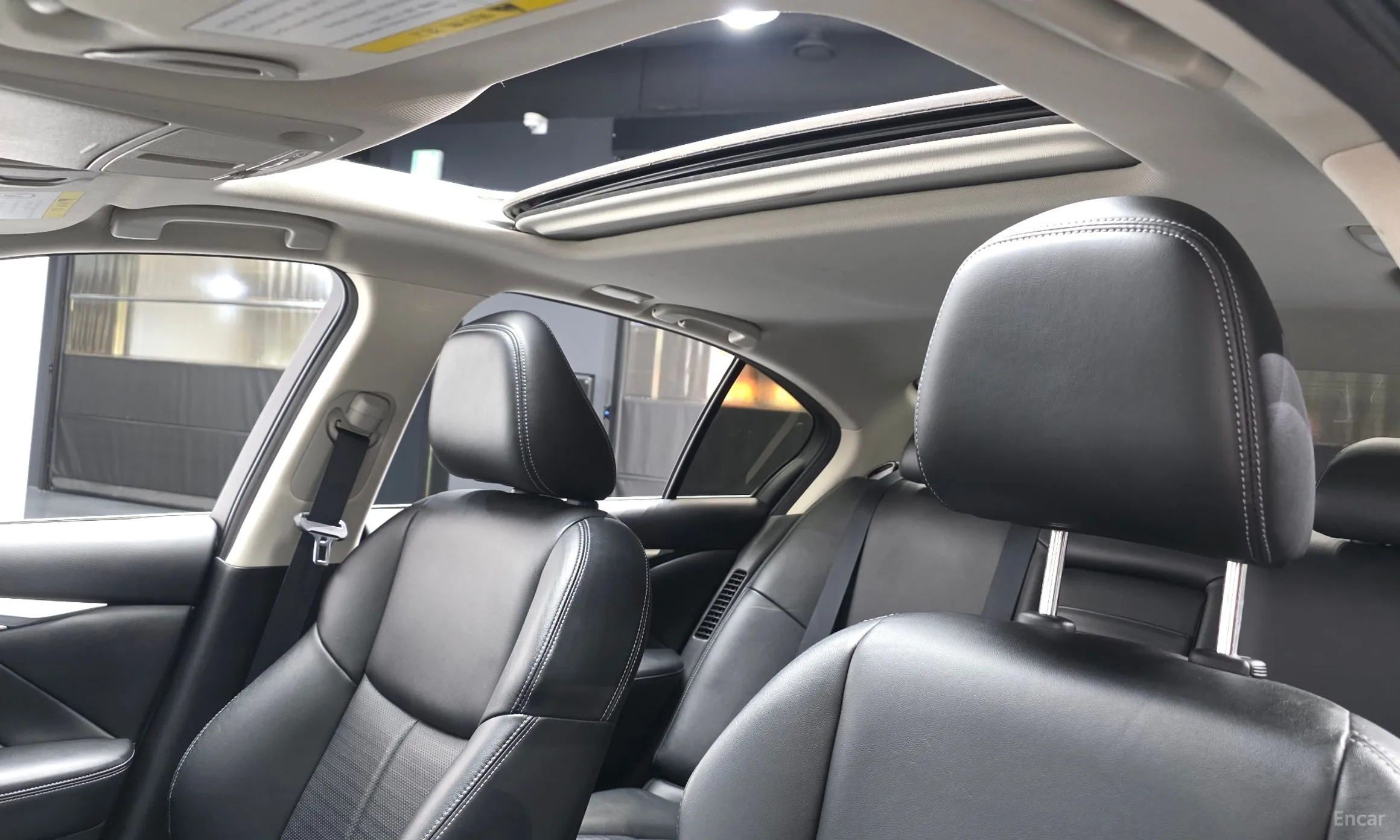 Infiniti Q50 превью 19