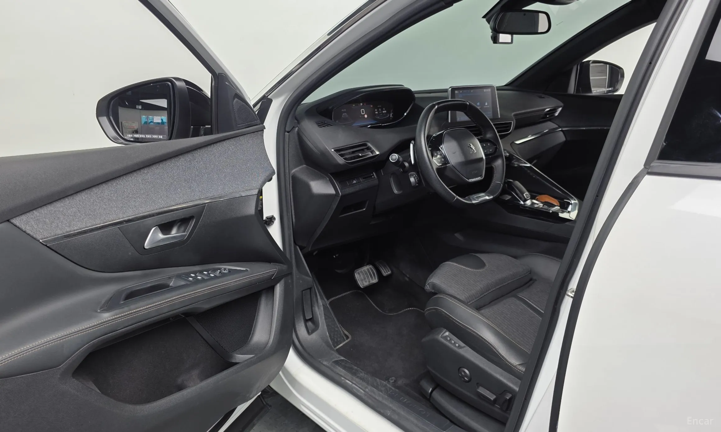 Peugeot 5008 2nd generation превью 10