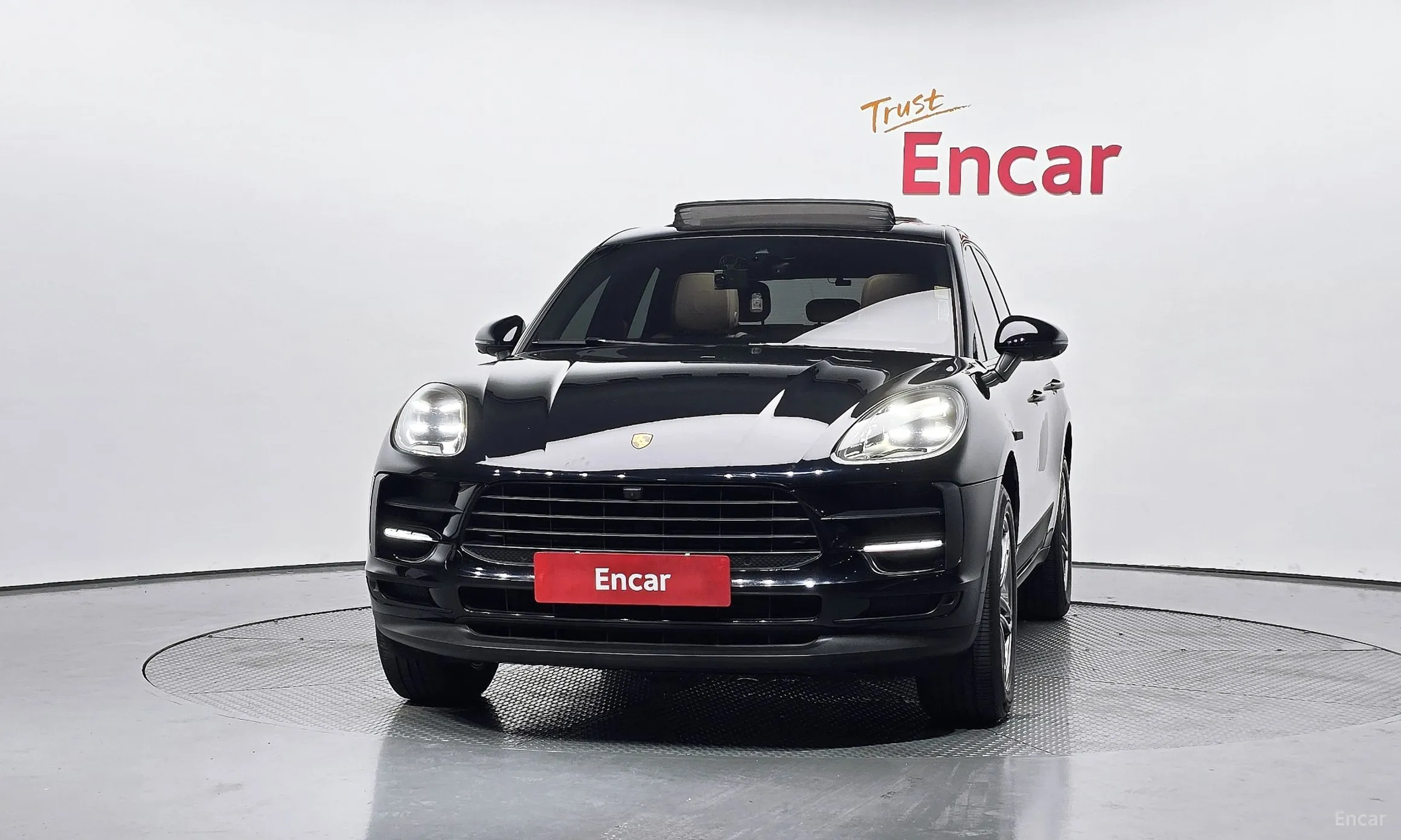 Porsche Macan превью 3