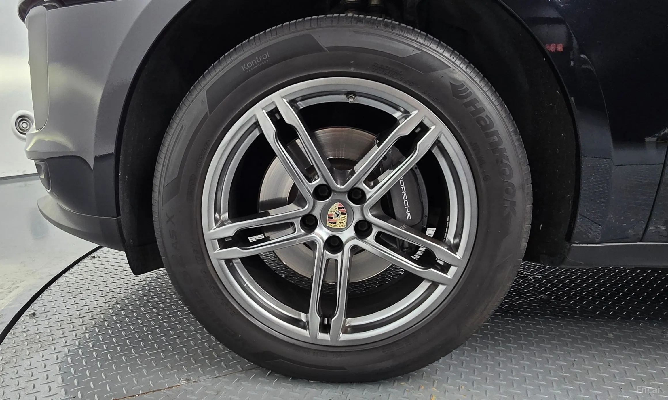Porsche Macan превью 5