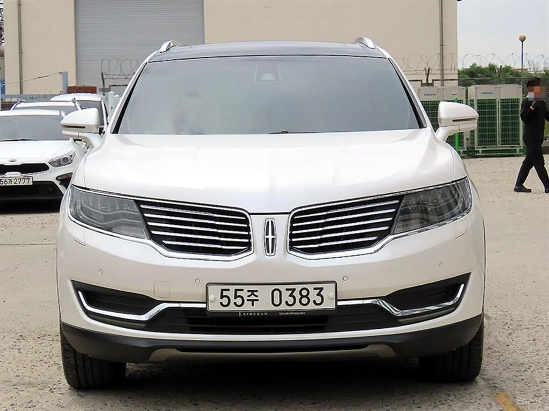 Lincoln MKX 2nd Generation
