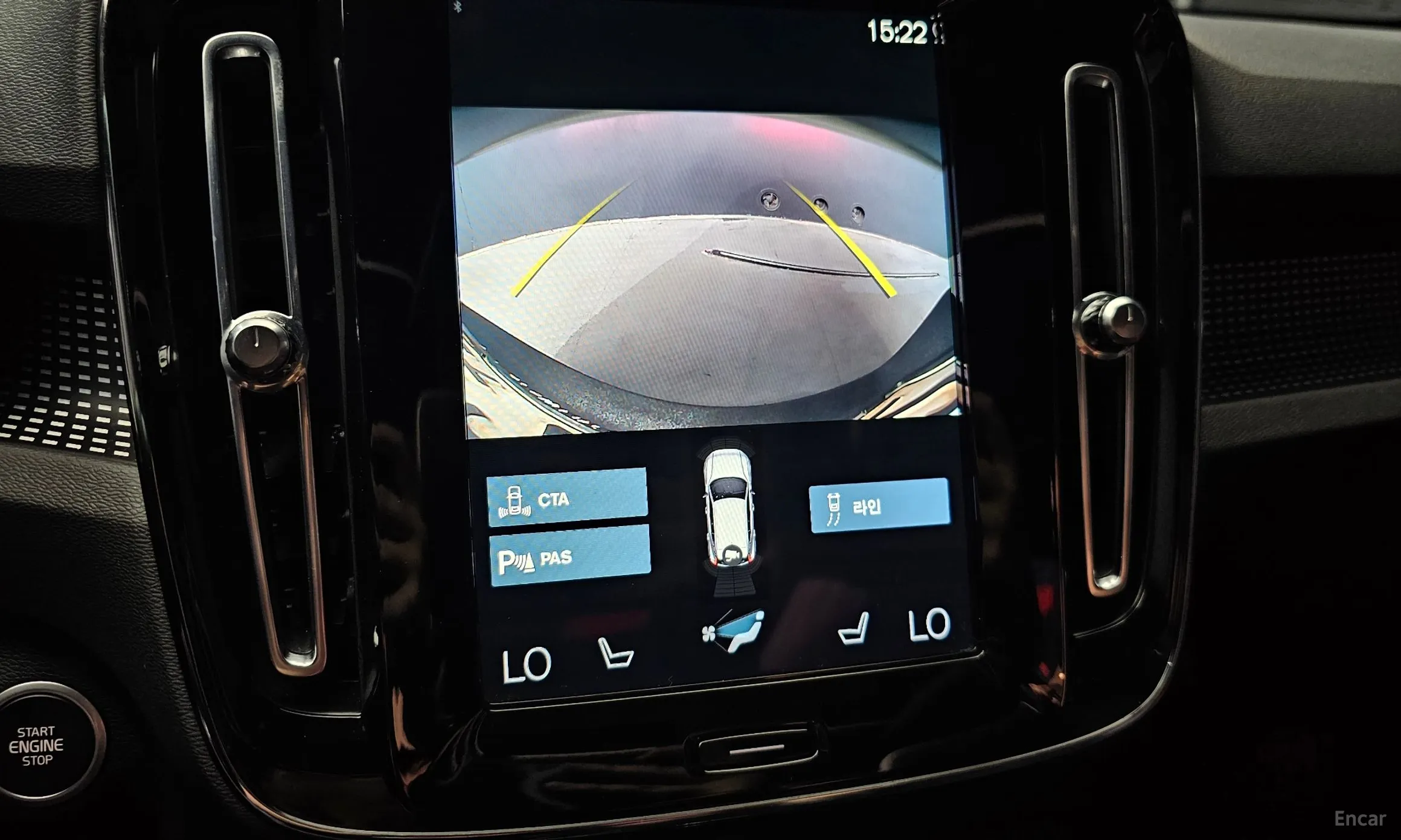 Volvo XC40 превью 14