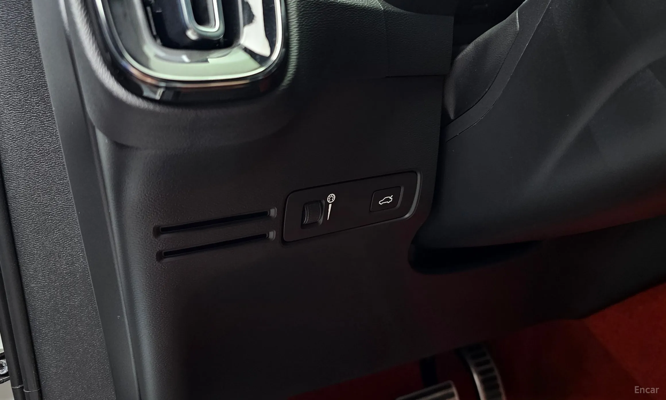 Volvo XC40 превью 19