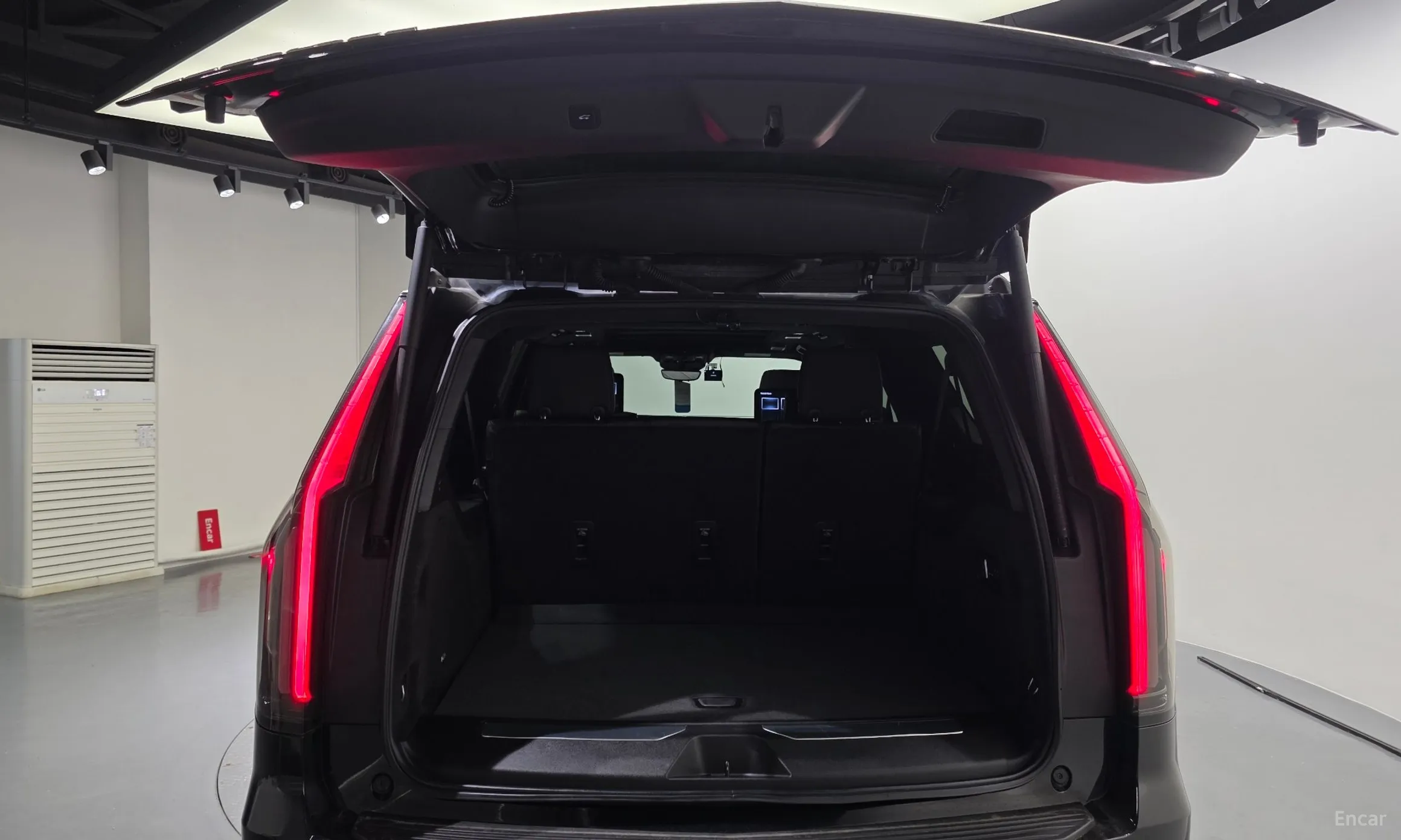 Cadillac Escalade 5th Generation превью 20