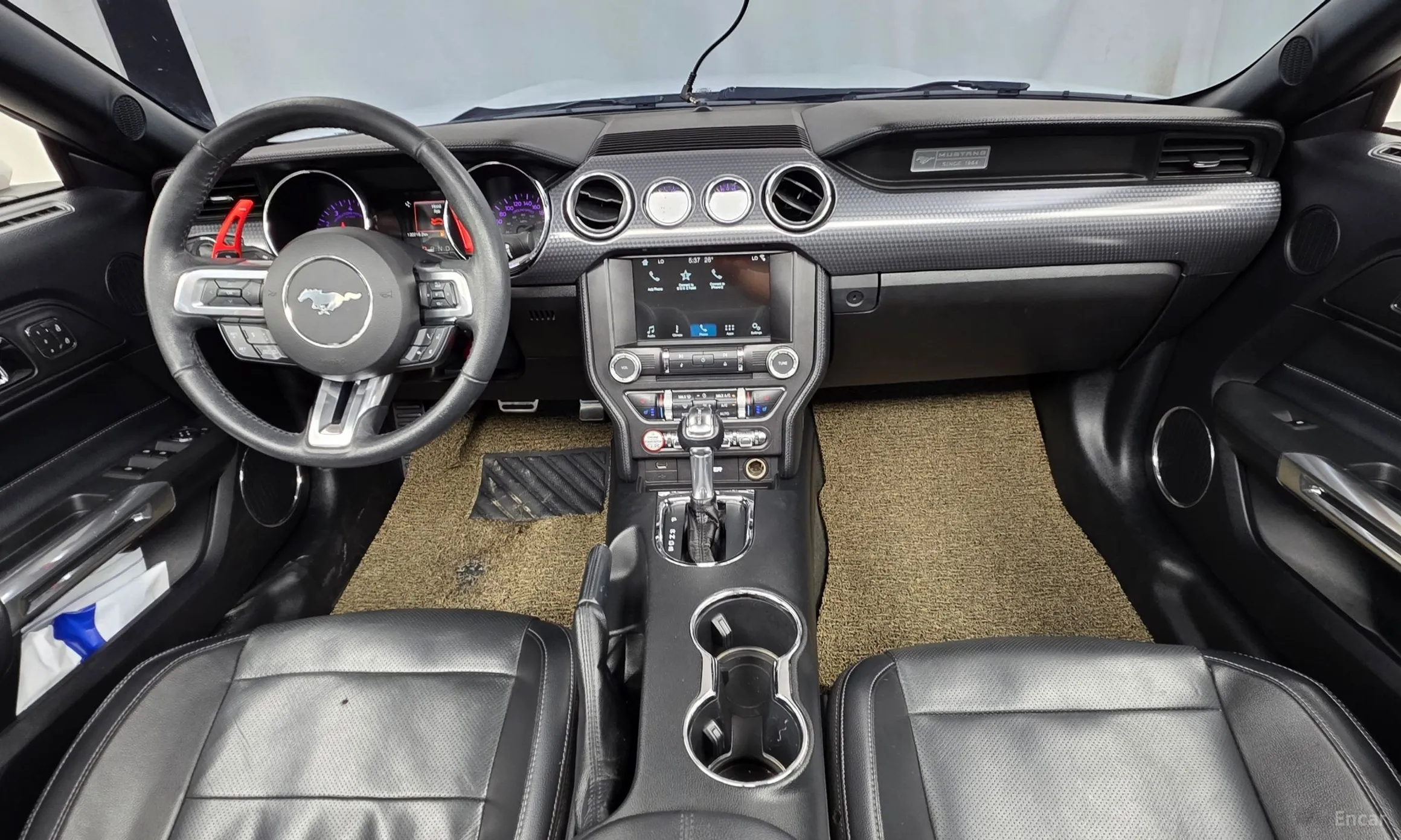 Ford Mustang превью 7