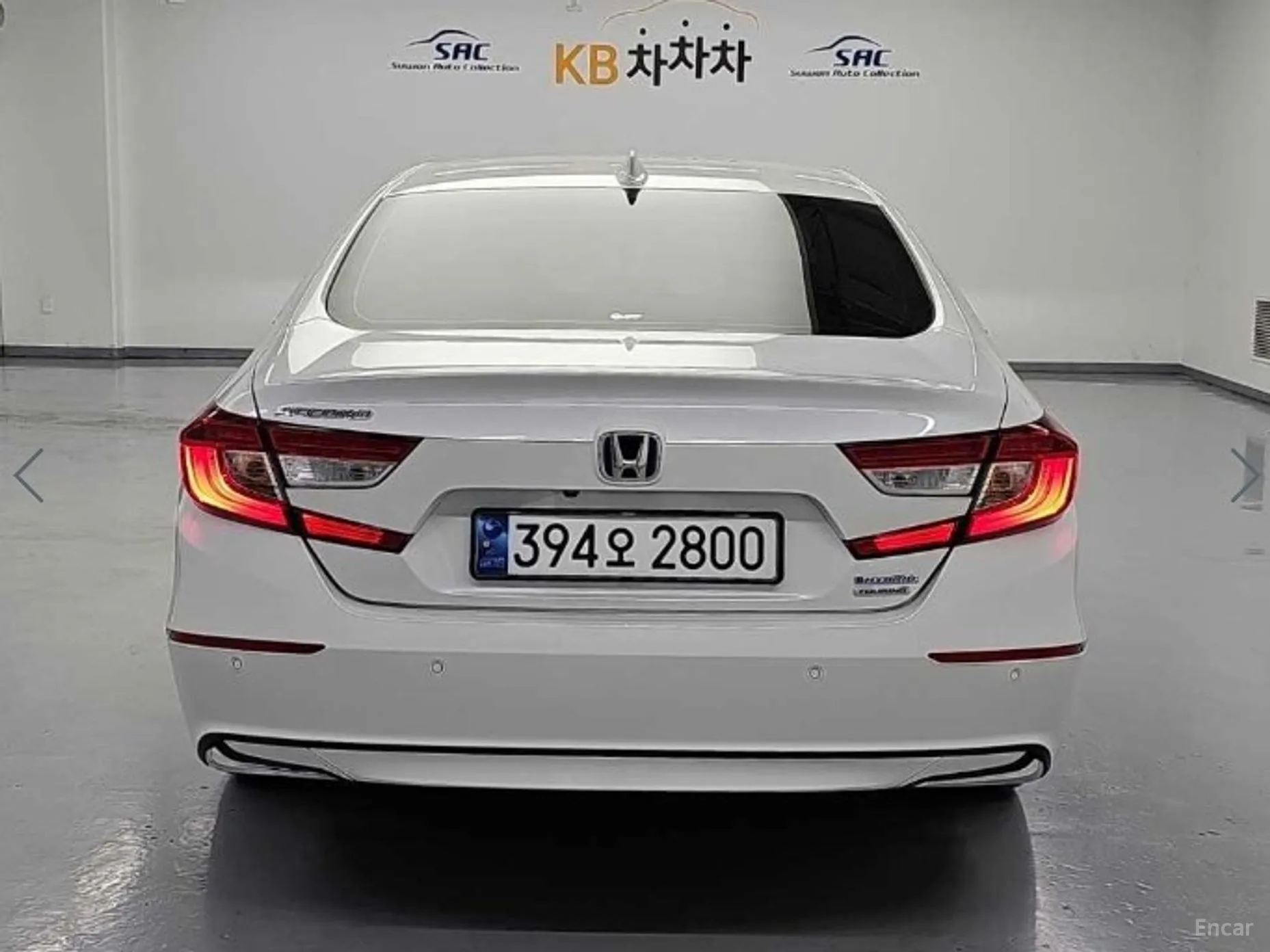 Honda Accord 10th Generation превью 3