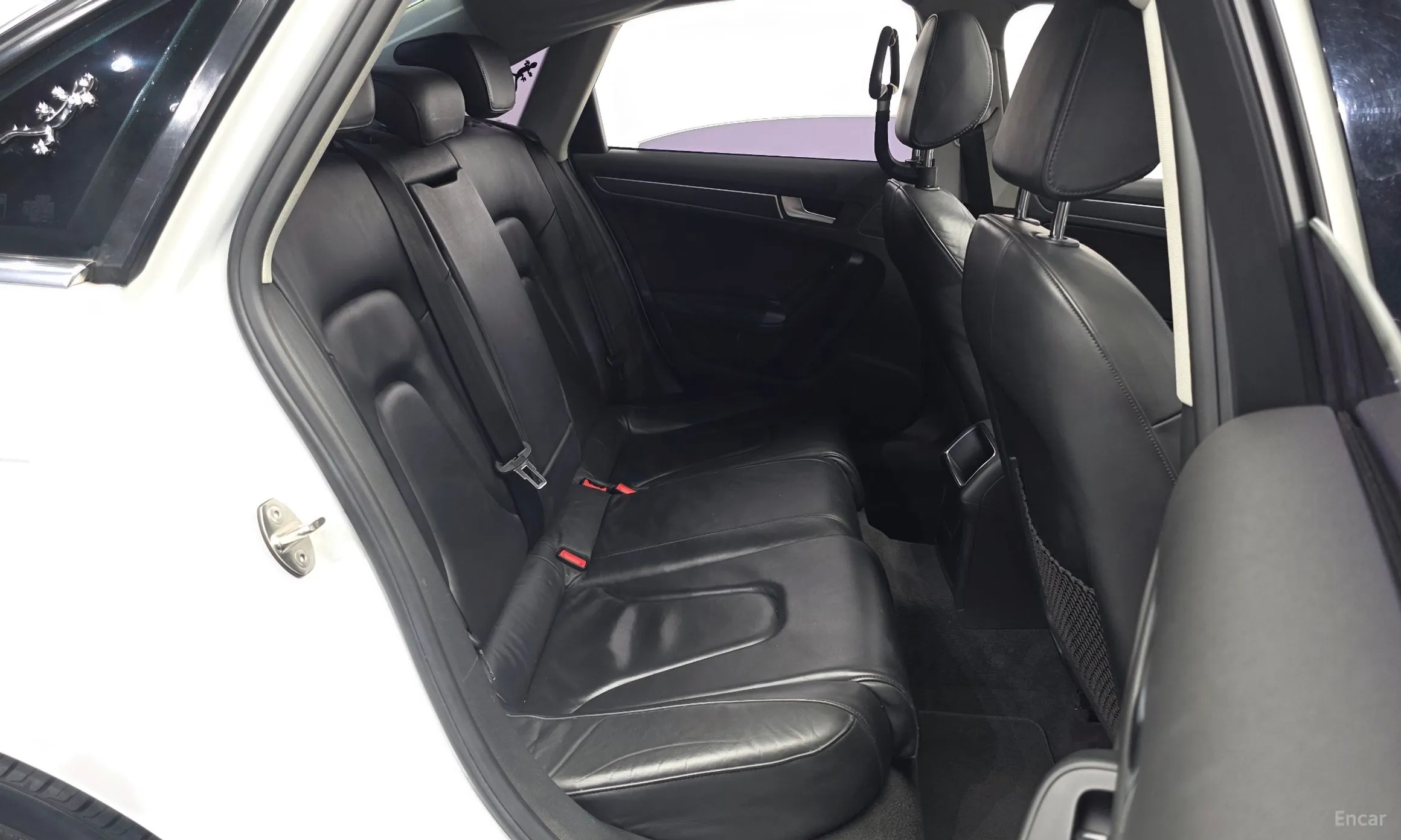 Audi New A4 превью 11