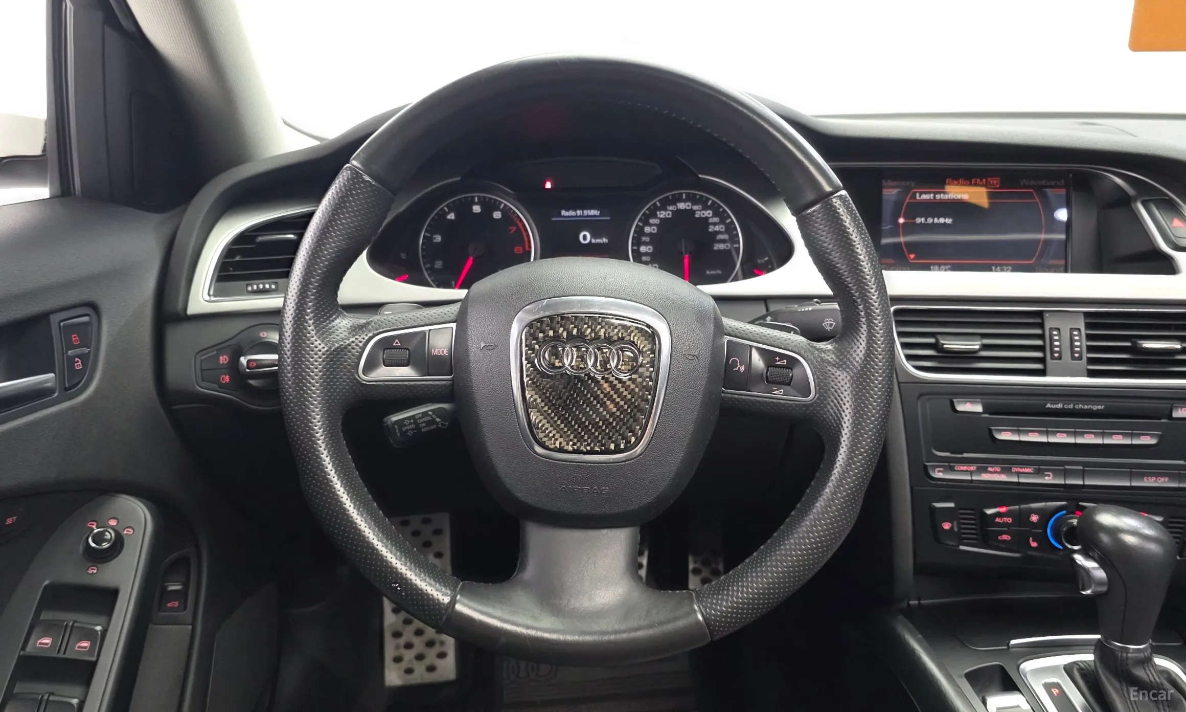 Audi New A4 превью 13