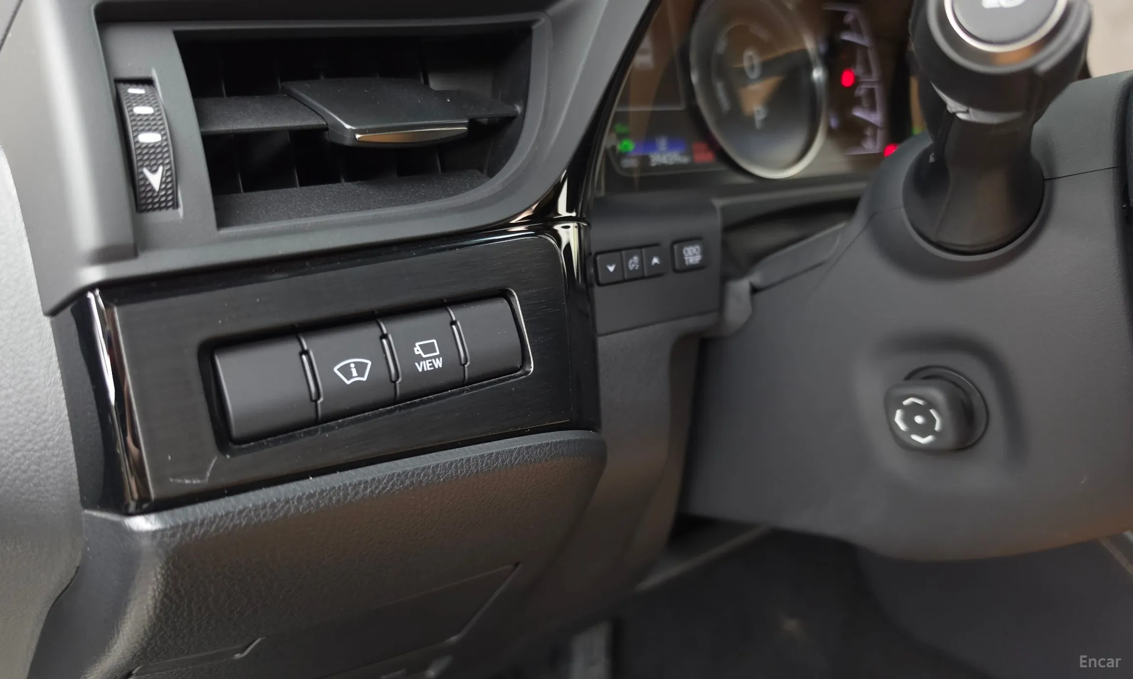 Lexus ES300h 7th Generation превью 16