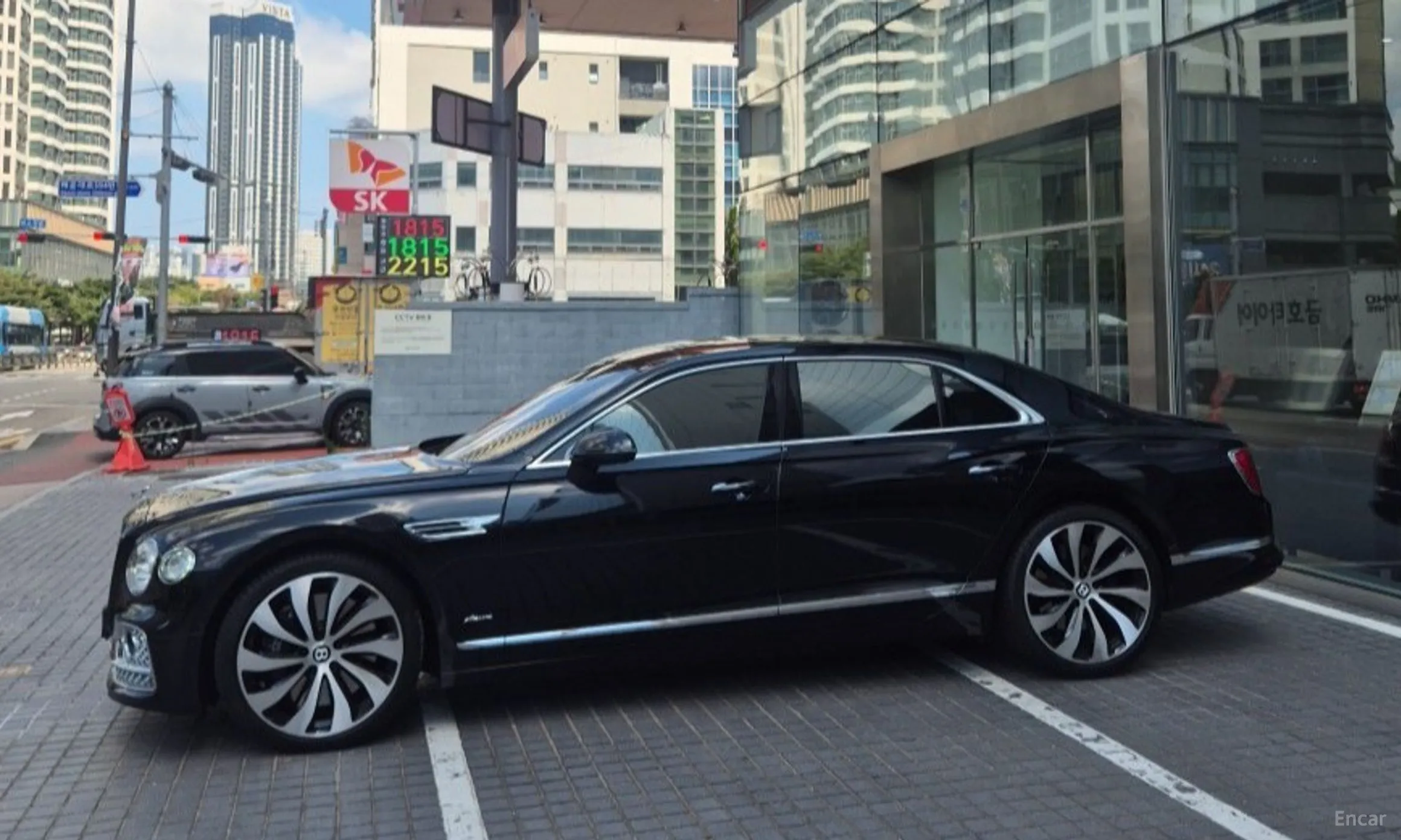 Bentley Flying Spur 3rd Generation превью 16