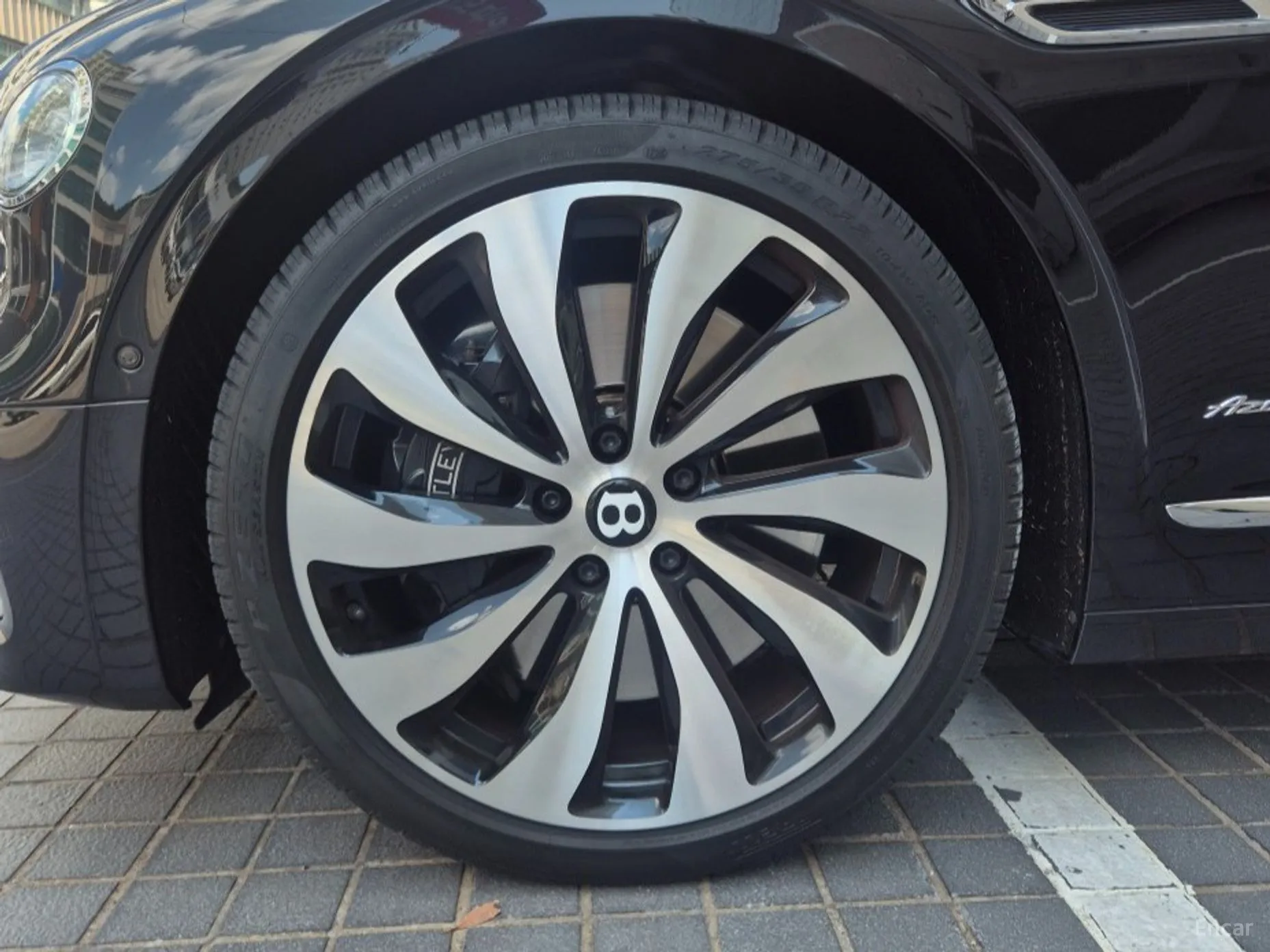 Bentley Flying Spur 3rd Generation превью 5