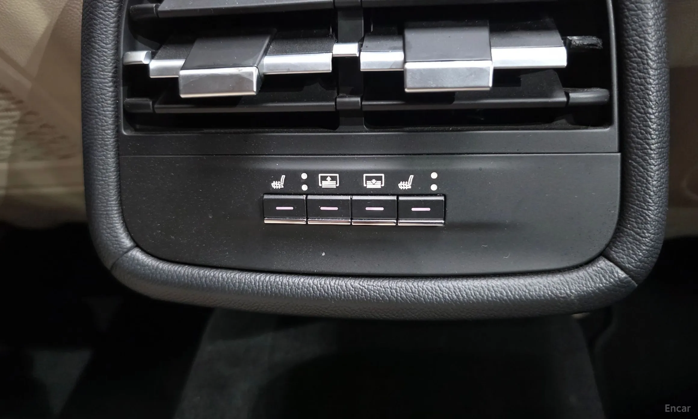 Maserati Ghibli превью 19
