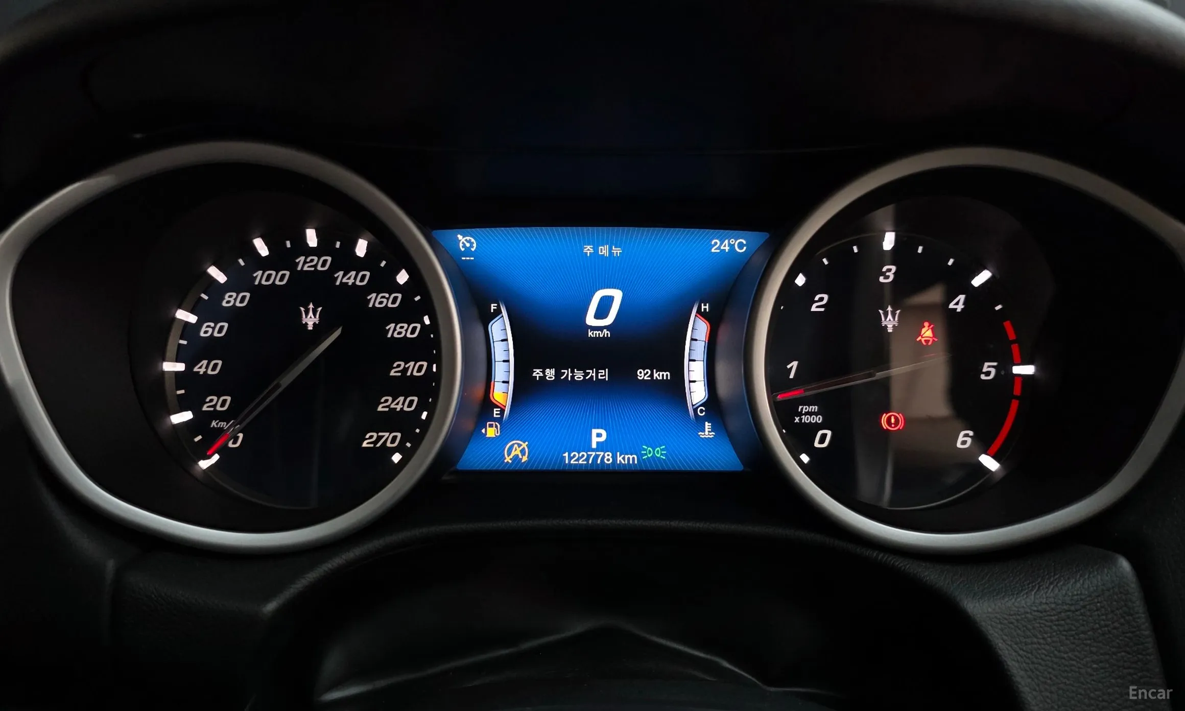Maserati Ghibli превью 8