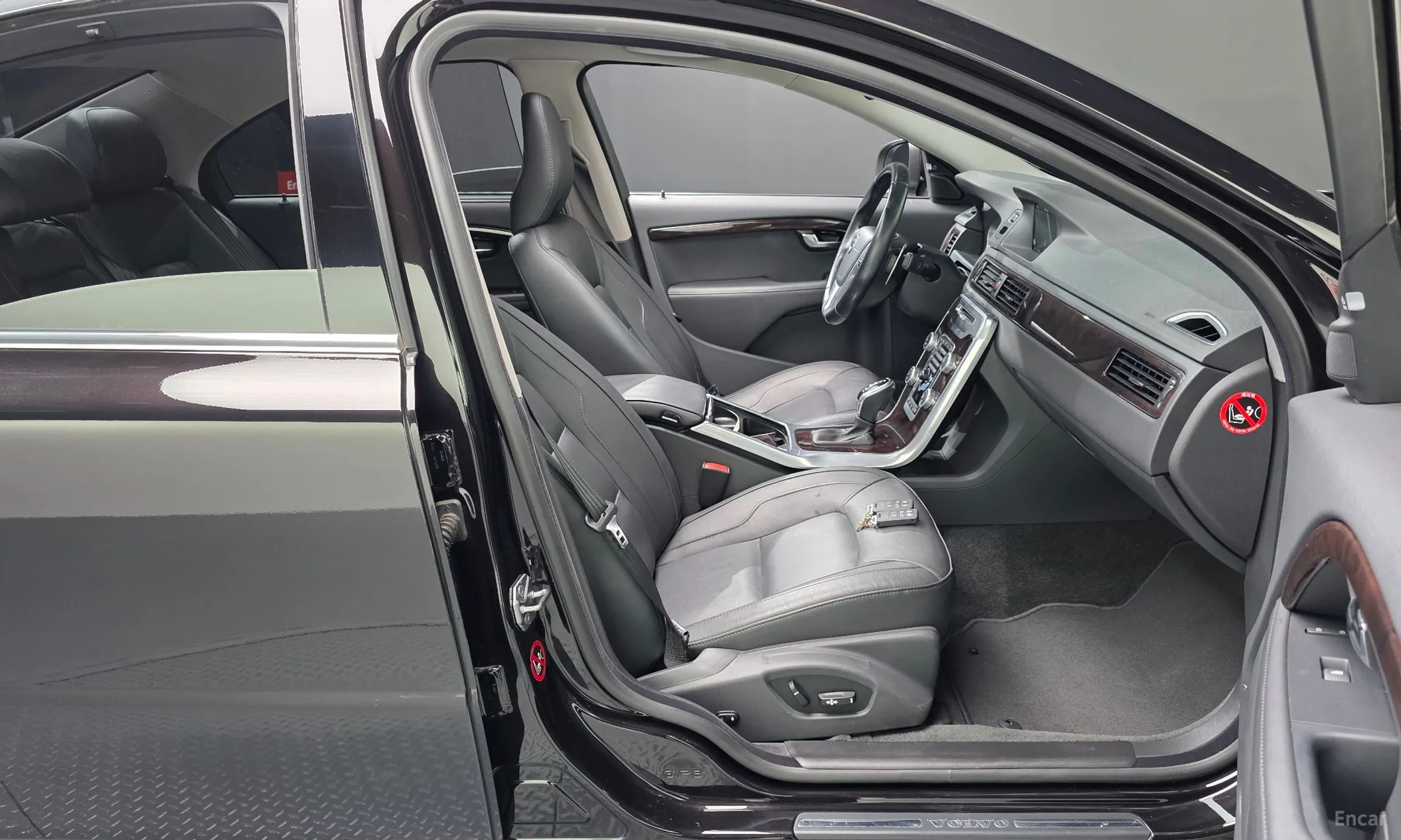 Volvo S80 превью 11