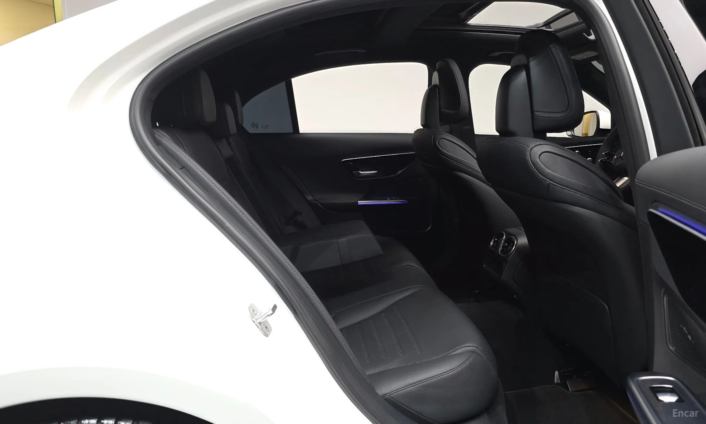 Mercedes Benz C-Class W206 превью 11