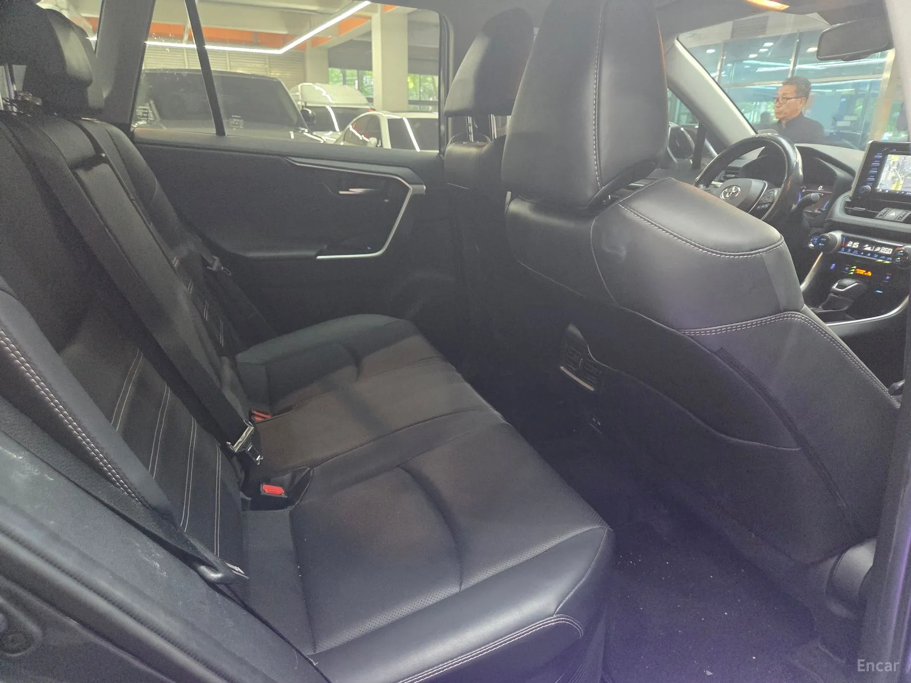 Toyota RAV4 5th Generation превью 14