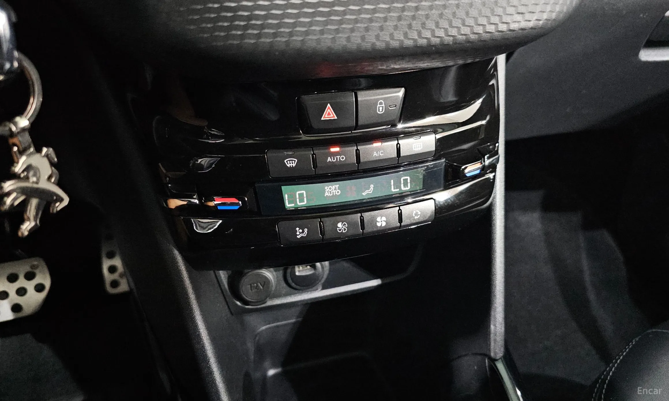 Peugeot 2008. превью 17