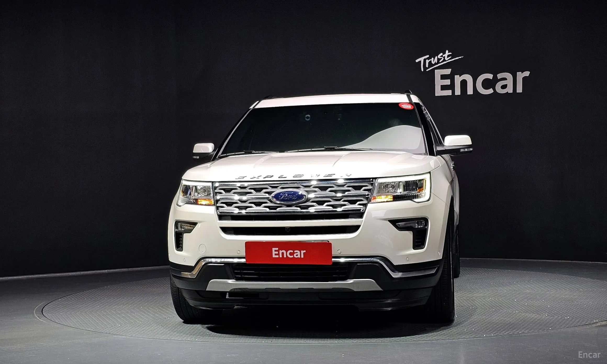 Ford Explorer превью 3