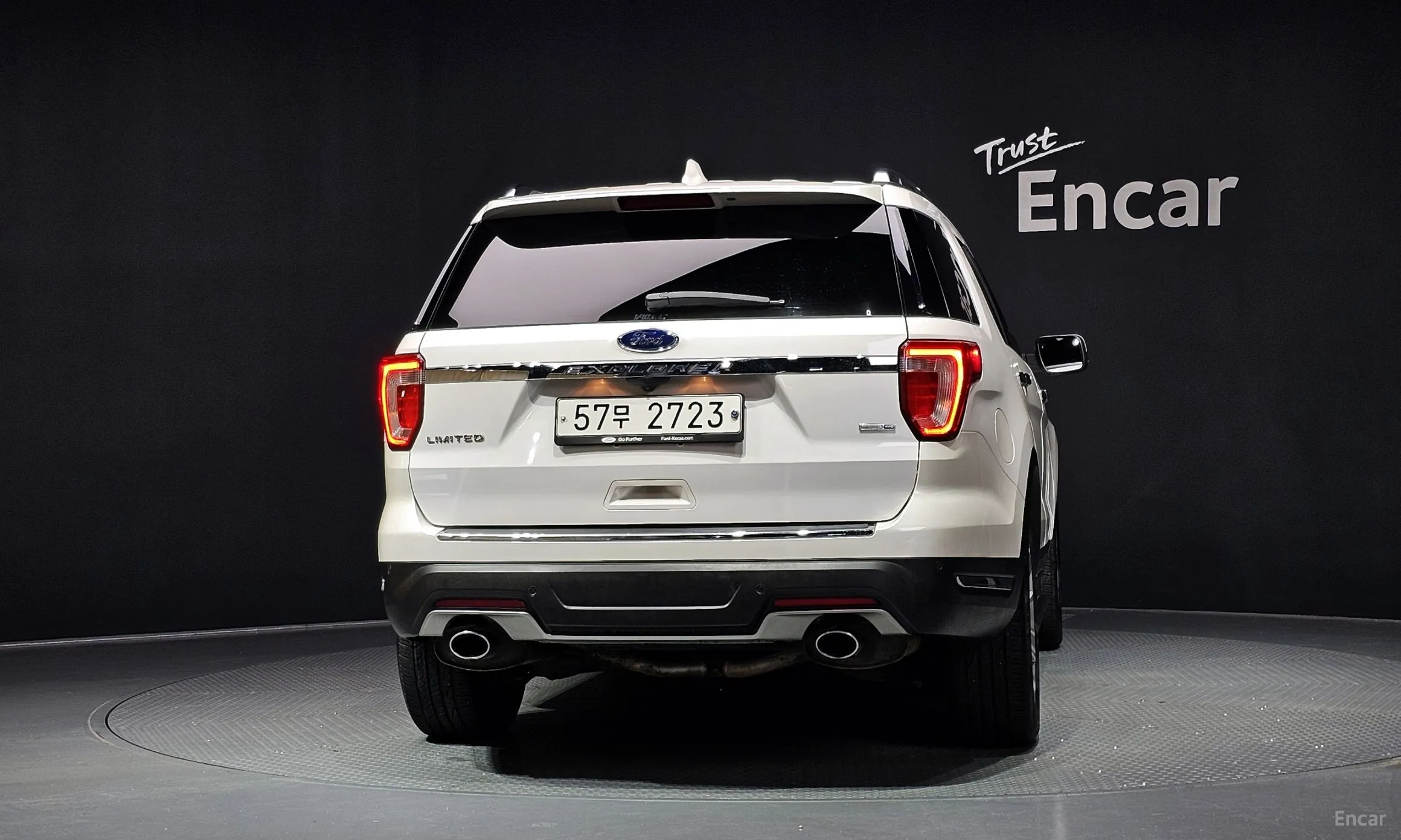 Ford Explorer превью 4