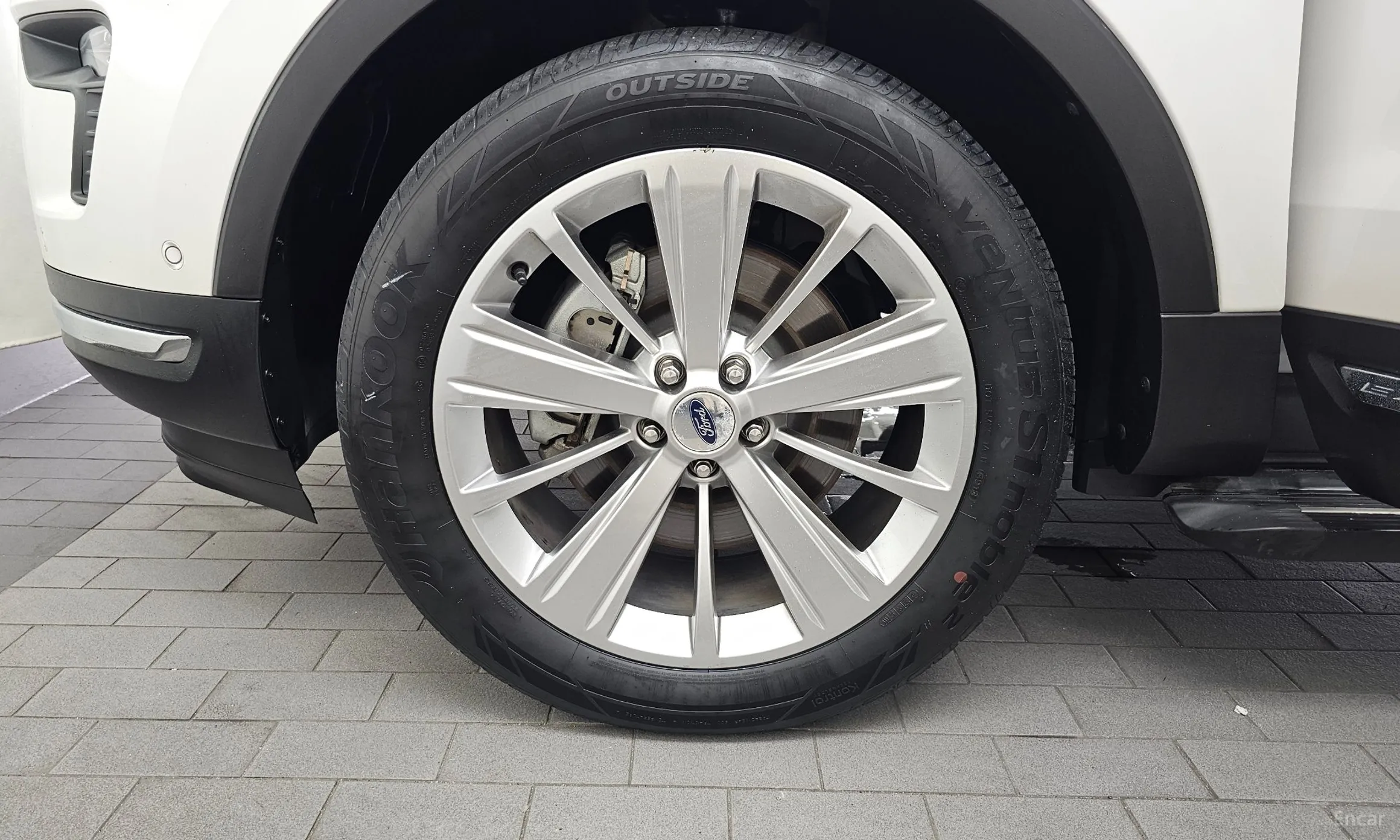 Ford Explorer превью 5