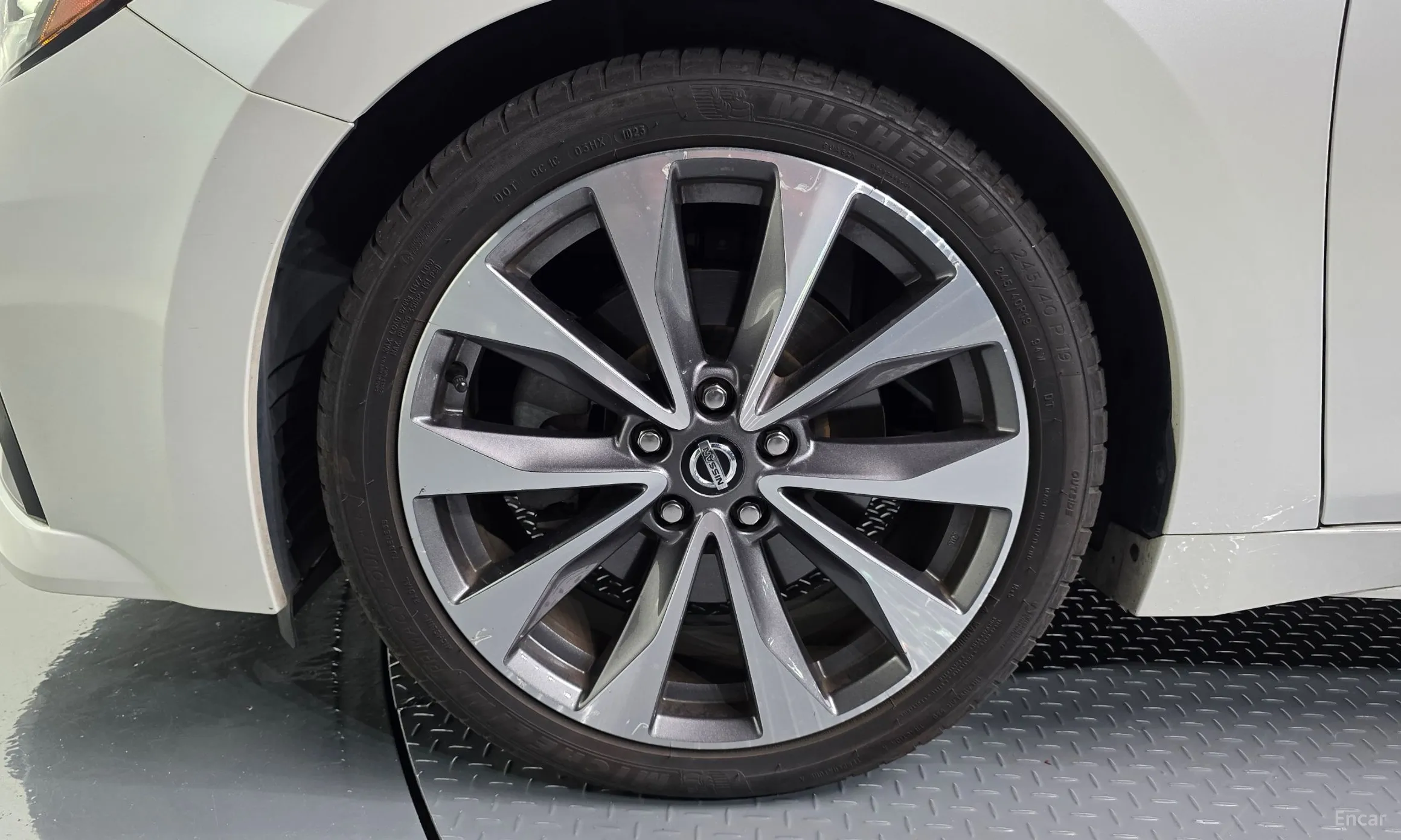 Nissan Maxima (A36) превью 5