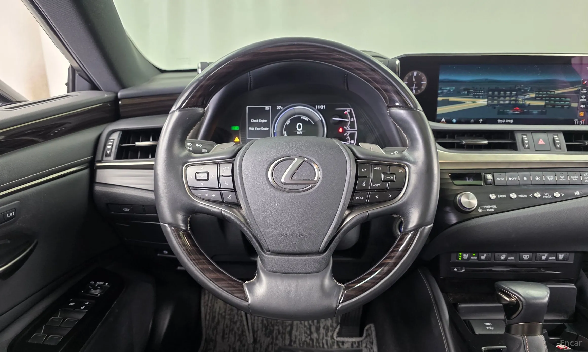 Lexus ES300h 7th Generation превью 12
