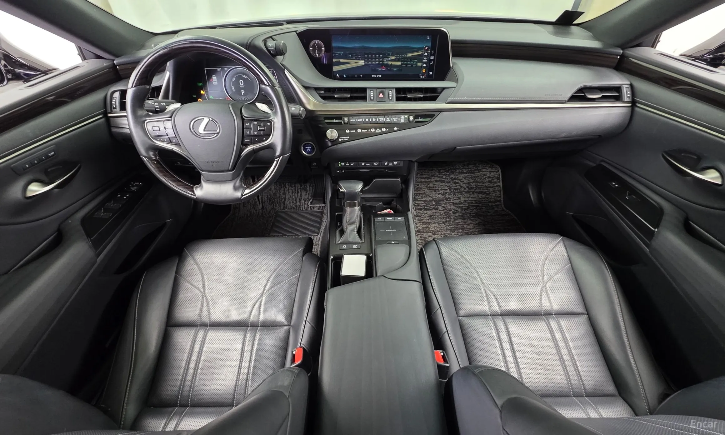 Lexus ES300h 7th Generation превью 7