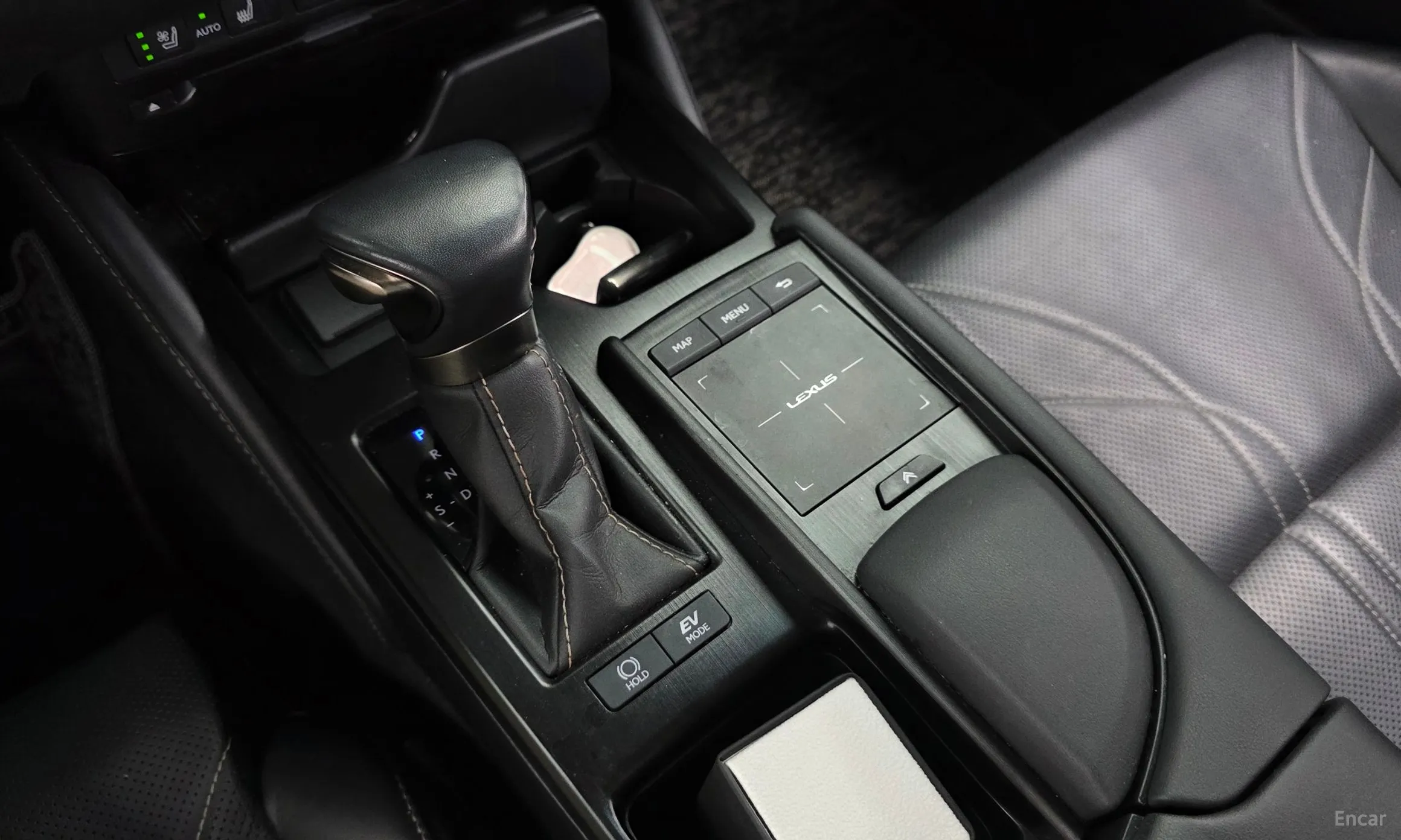 Lexus ES300h 7th Generation превью 9