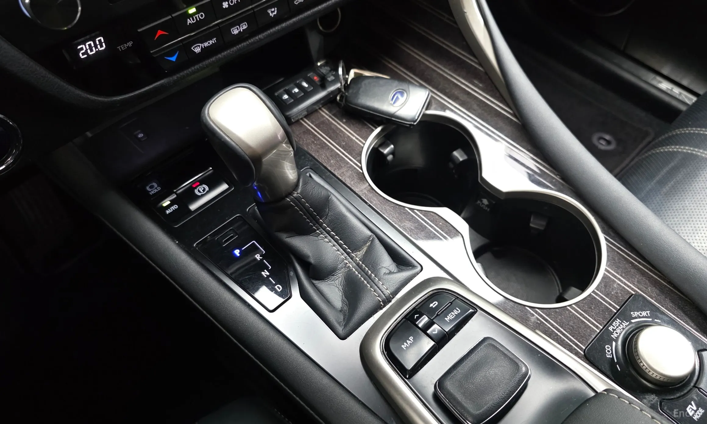Lexus RX450h Gen 4 превью 9