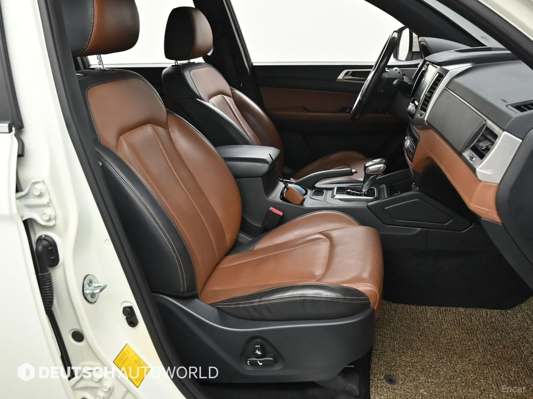 KG Mobility (SsangYong) Rexton Sports Khan превью 10