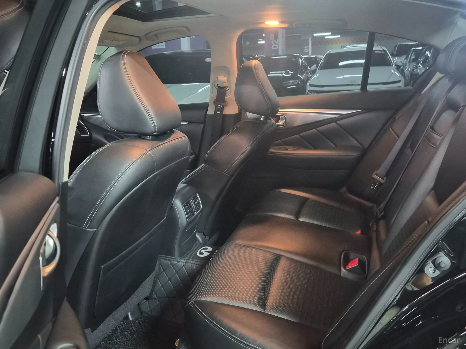 Infiniti Q50 превью 8