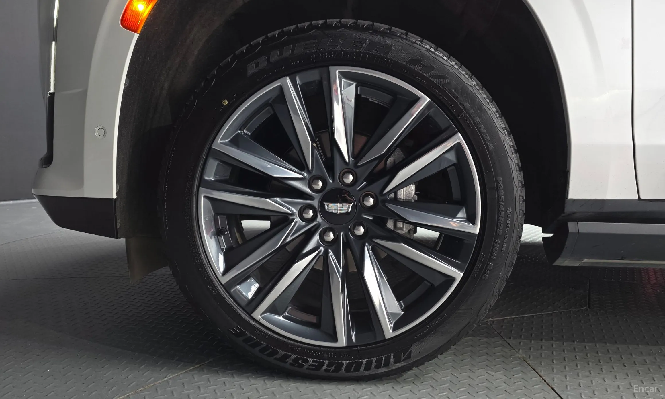 Cadillac Escalade 5th Generation превью 5