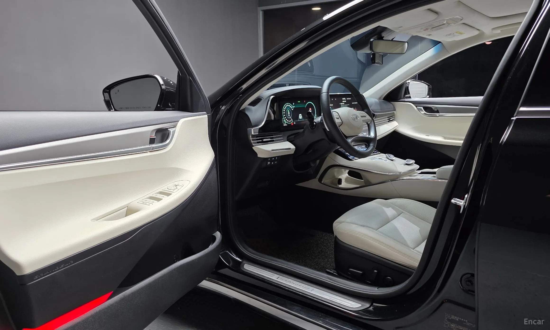 Hyundai Grandeur IG Hybrid превью 10