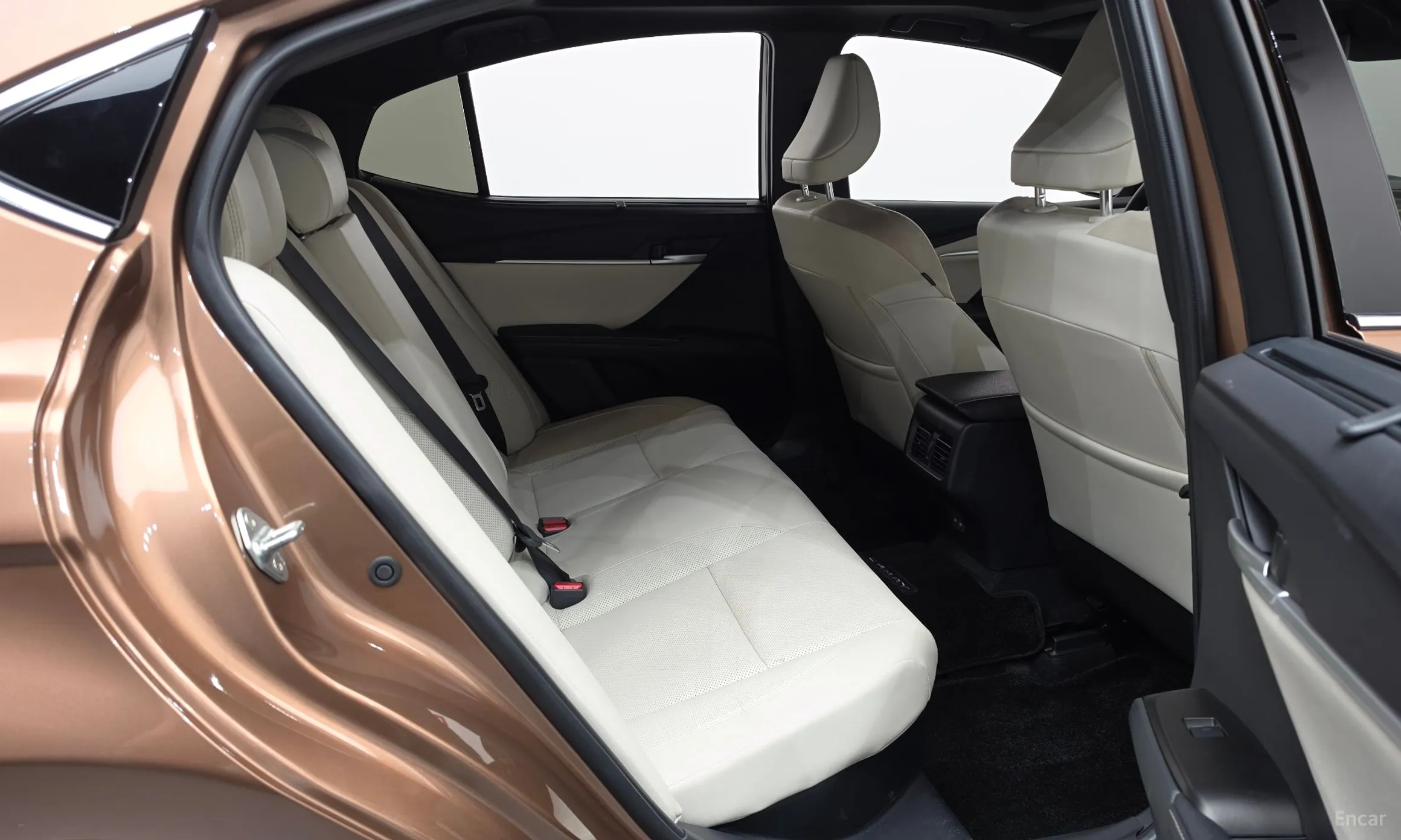 Toyota Camry (XV80) превью 11