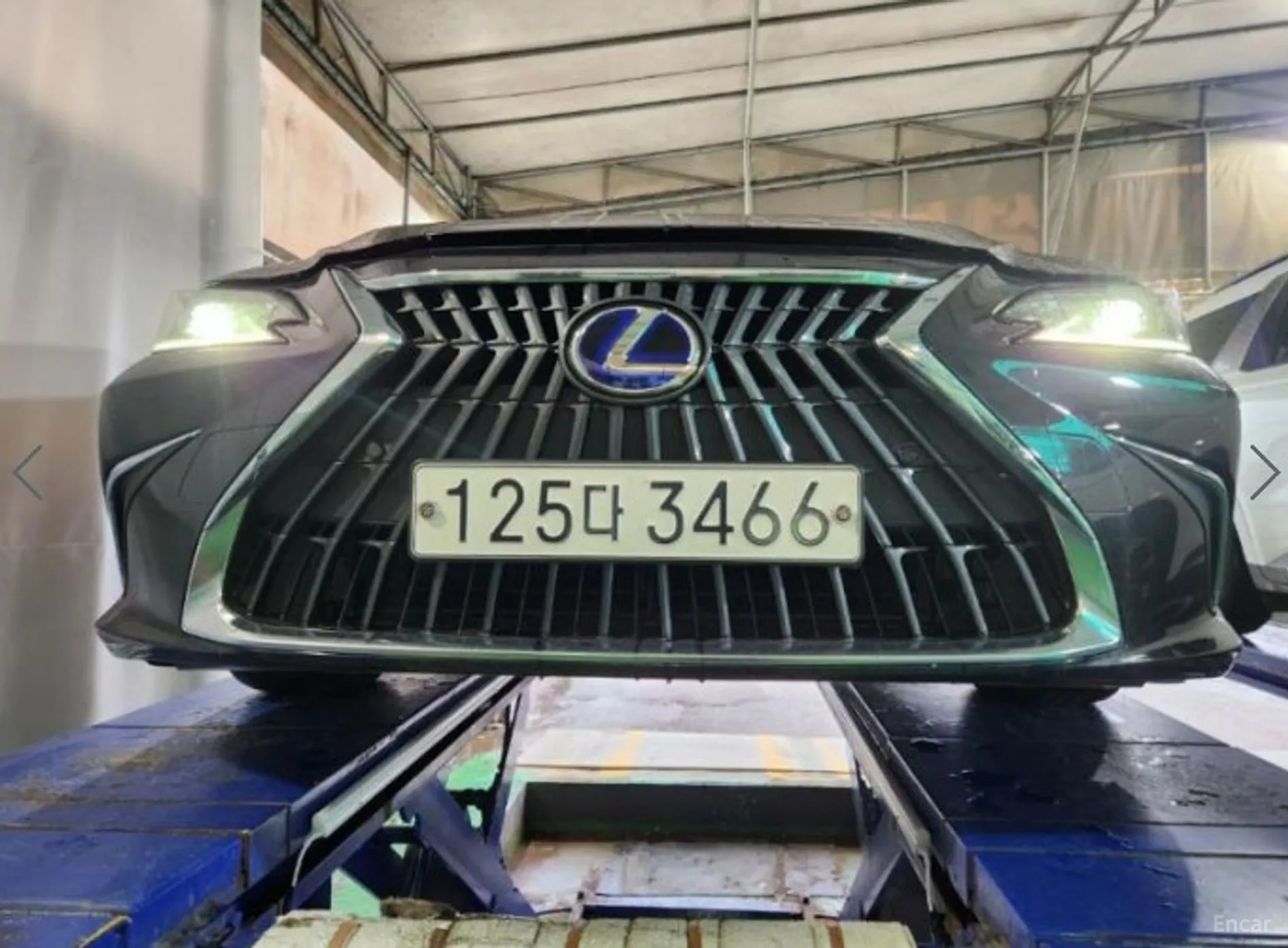 Lexus ES300h 7th Generation