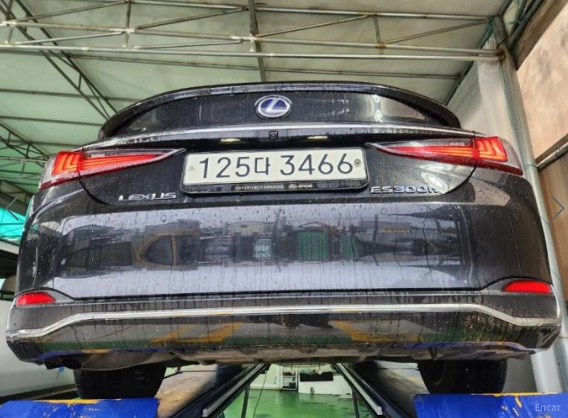 Lexus ES300h 7th Generation