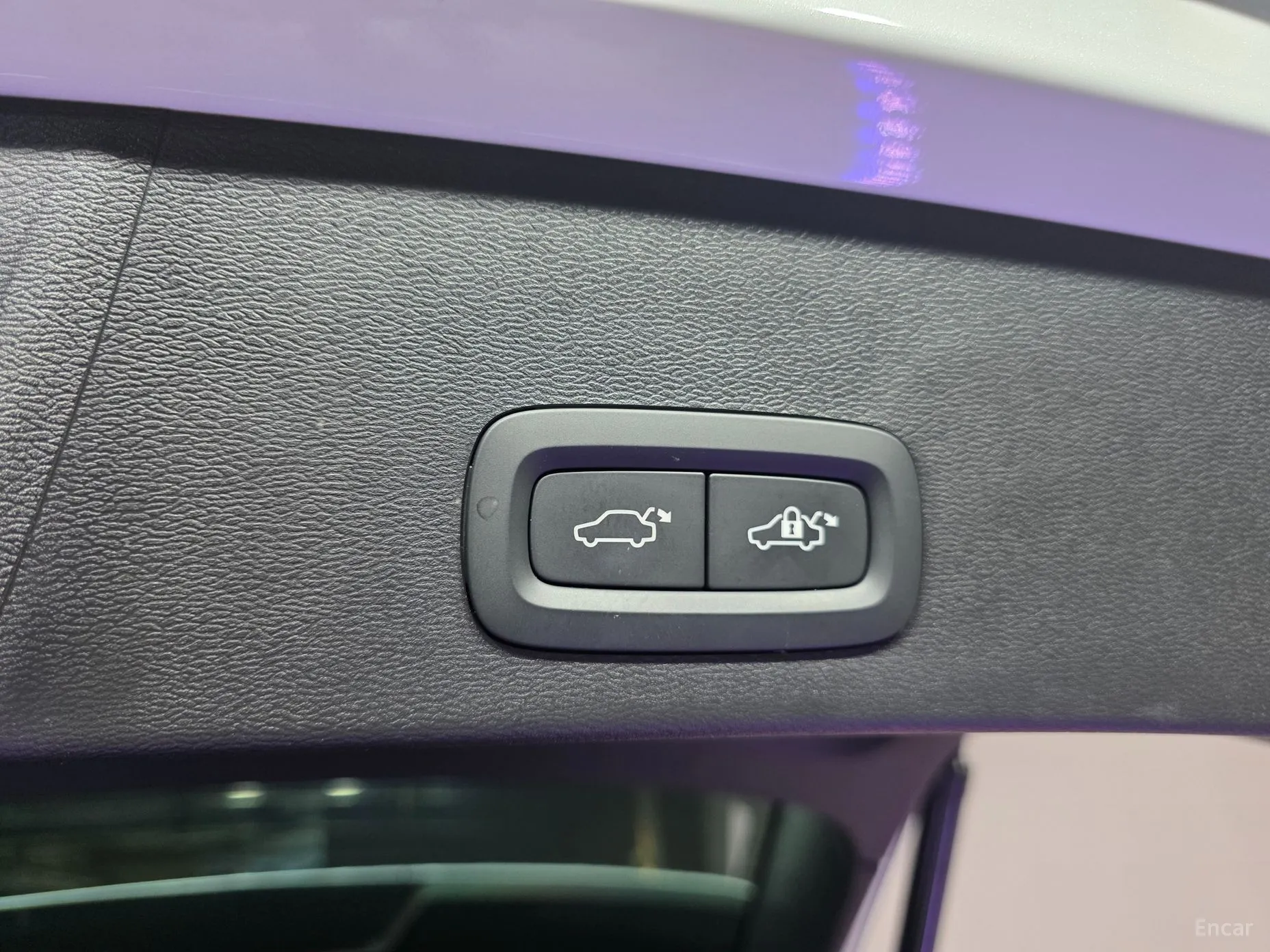 Volvo XC40 превью 15