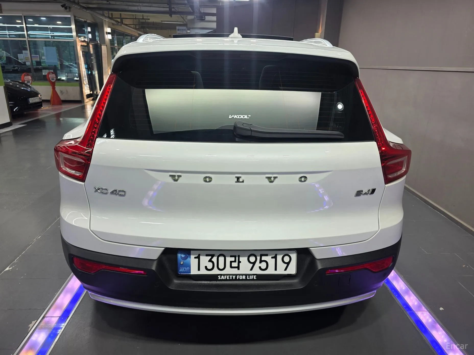 Volvo XC40 превью 4