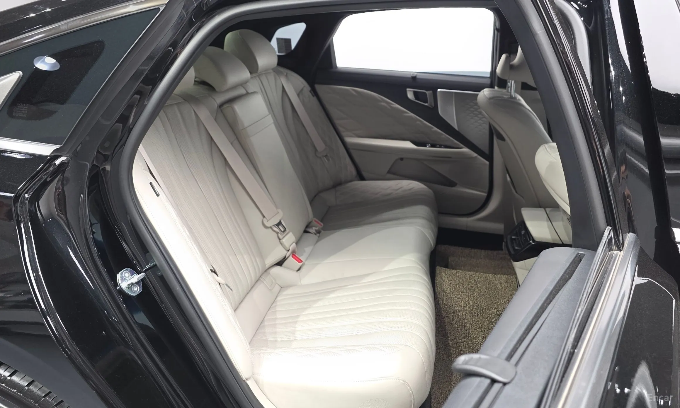 Kia K8 превью 11