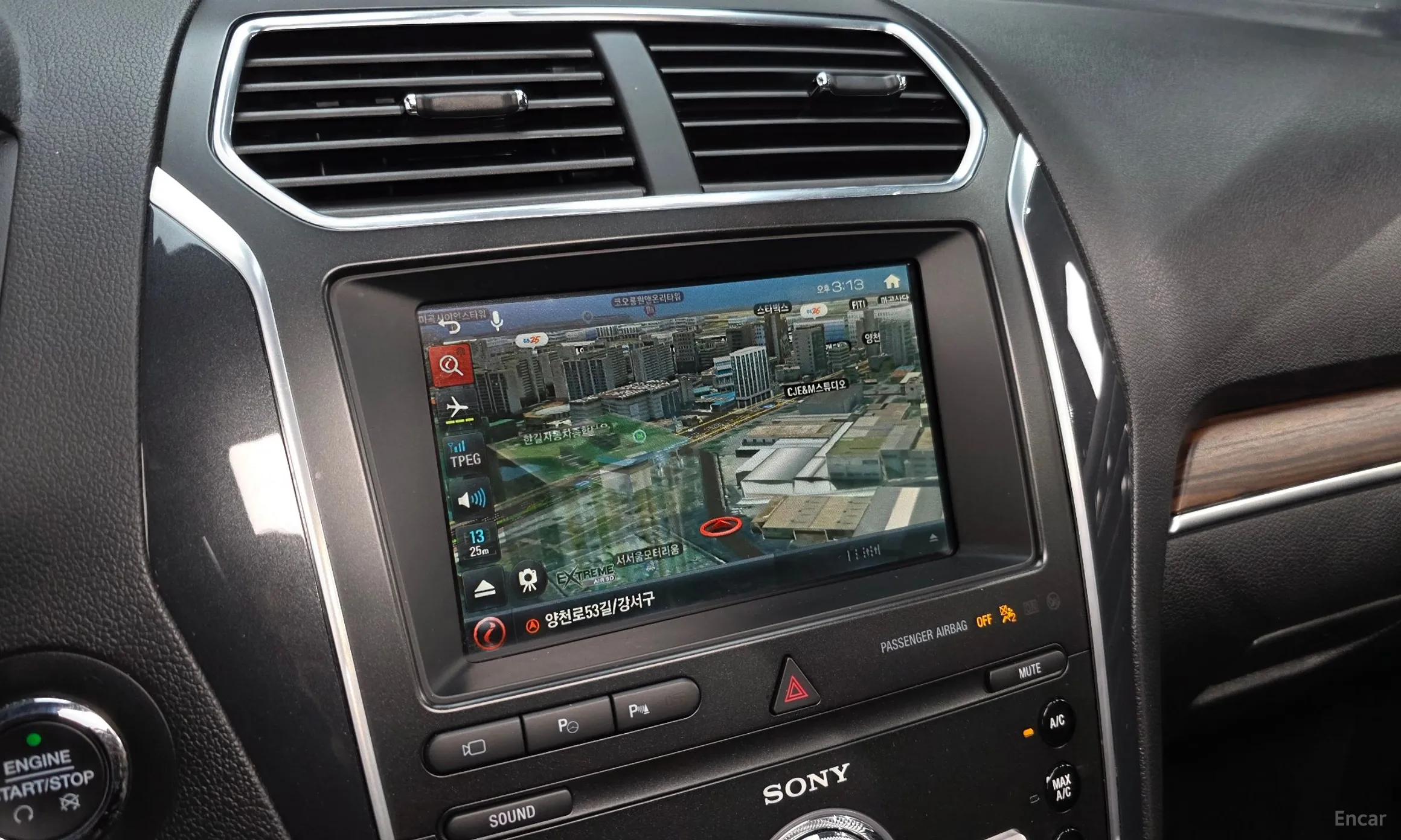 Ford Explorer превью 15